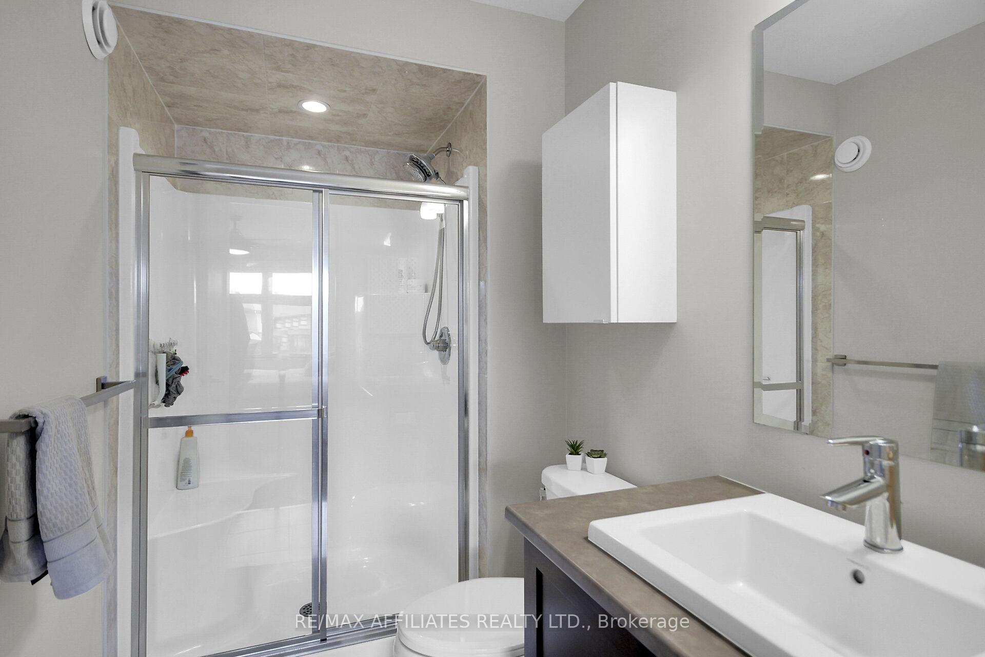 Photo 54 of 302 Malmo Private, Ottawa, Riverside South/Gloucester Glen — HOMEH