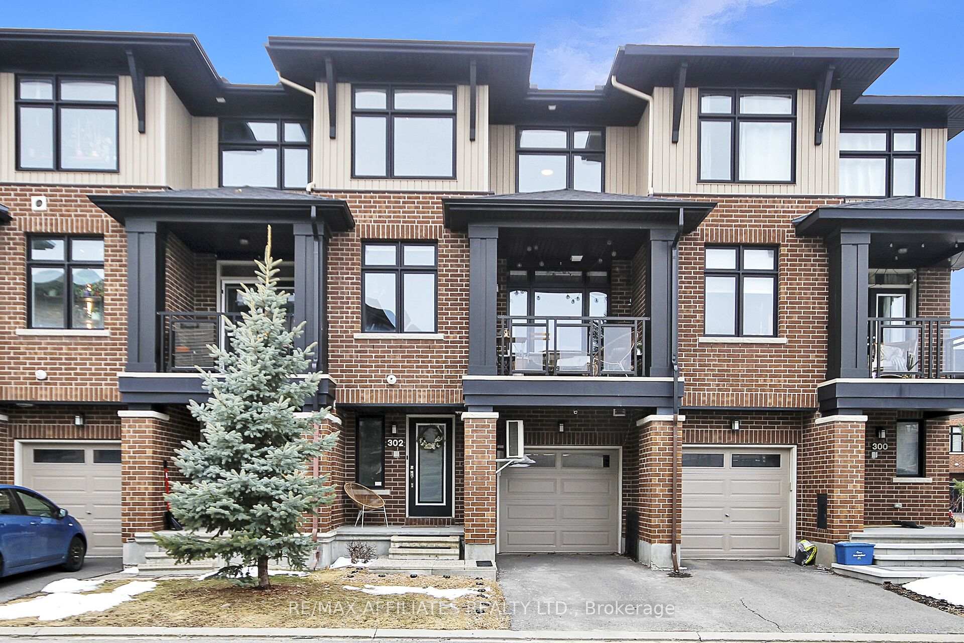 Photo 1 of 302 Malmo Private, Ottawa, Riverside South/Gloucester Glen — HOMEH