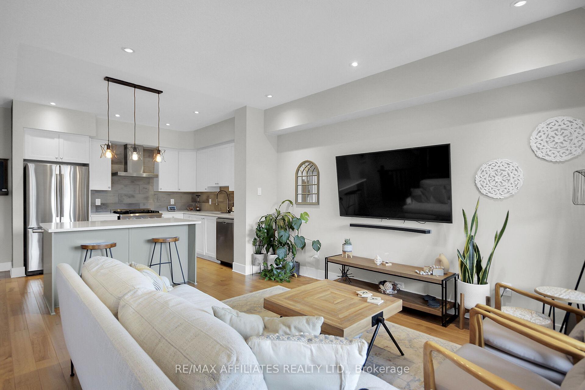 Photo 14 of 302 Malmo Private, Ottawa, Riverside South/Gloucester Glen — HOMEH