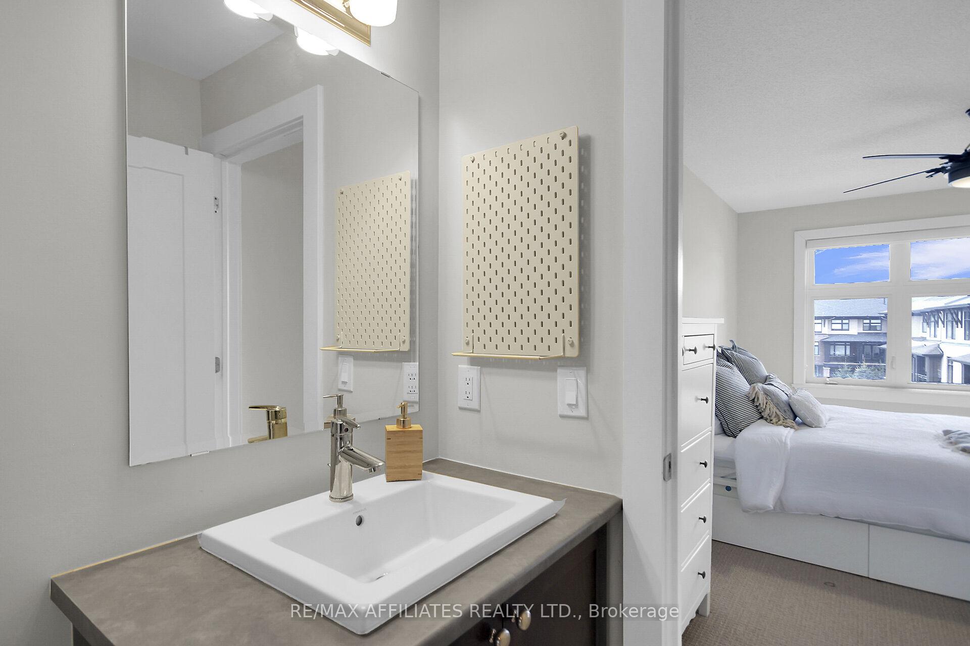 Photo 44 of 302 Malmo Private, Ottawa, Riverside South/Gloucester Glen — HOMEH