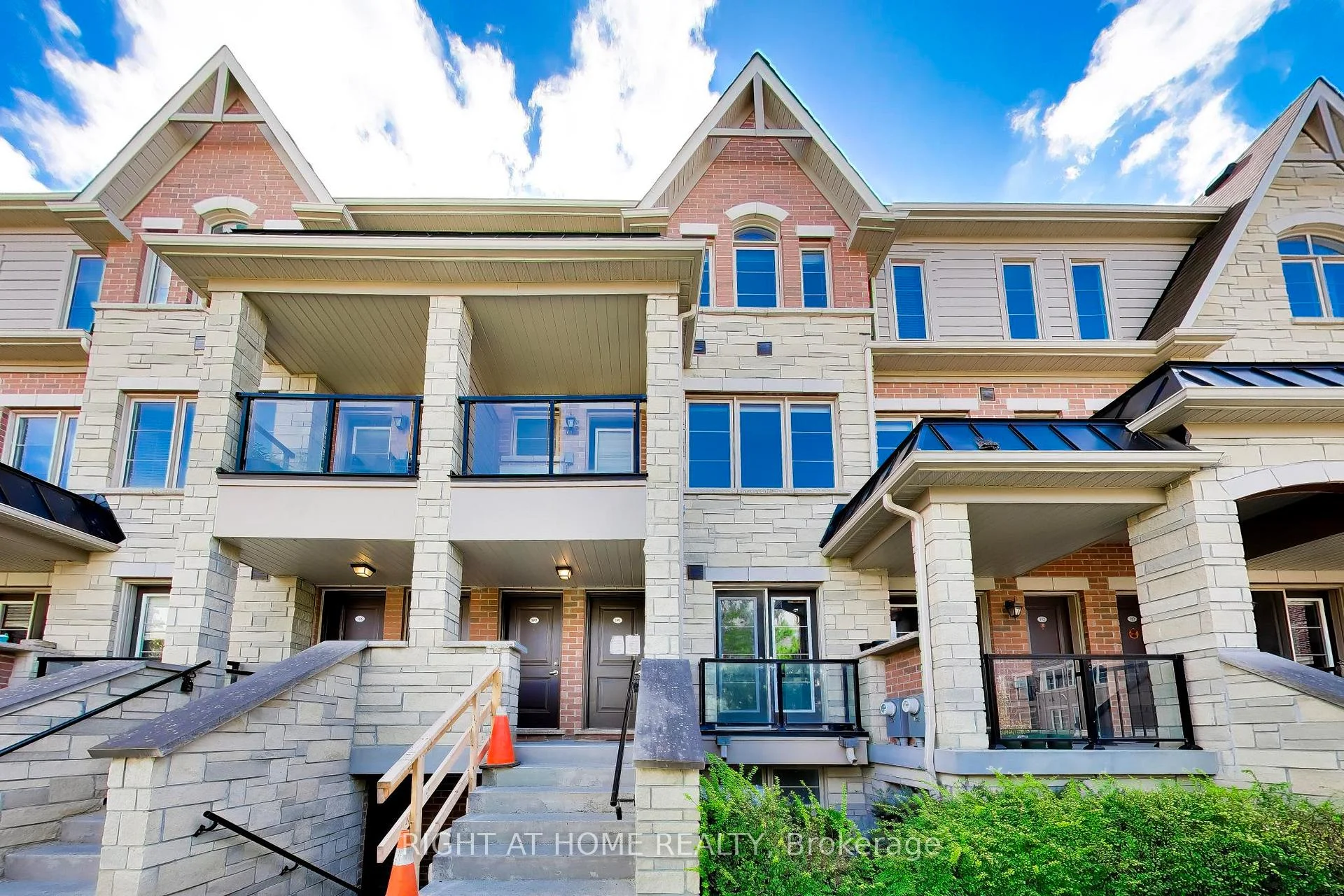 Photo 1 of Unit 191, 200 Veterans Drive, Brampton, Northwest Brampton — HOMEH