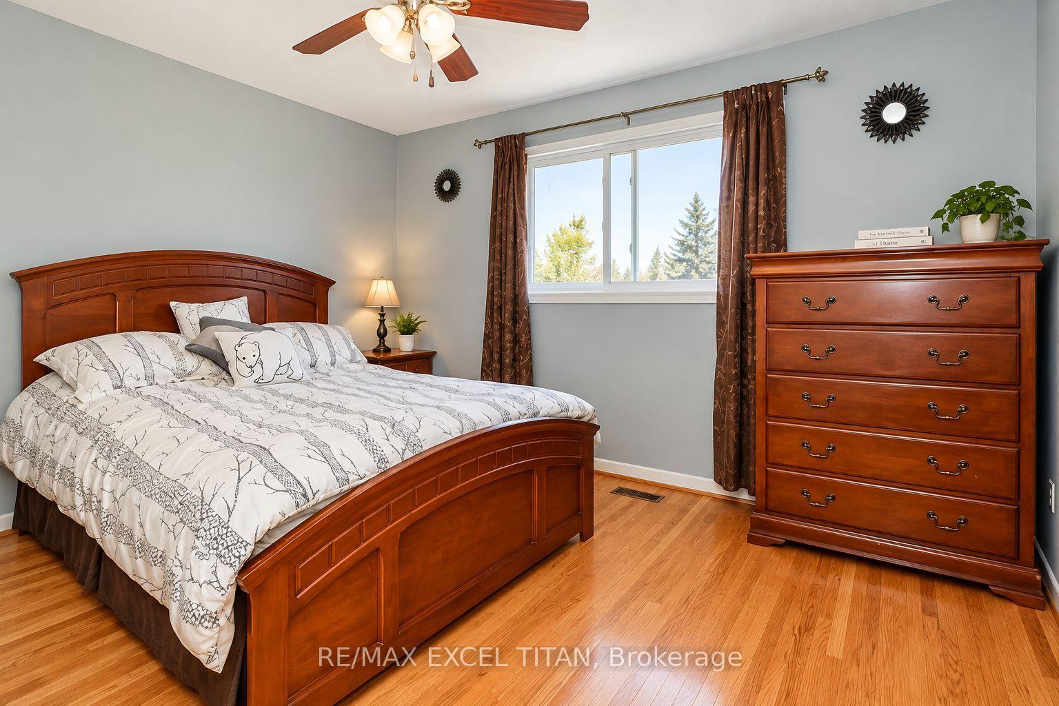 Photo 8 of 62 Delaware Avenue, Guelph, Victoria North — HOMEH
