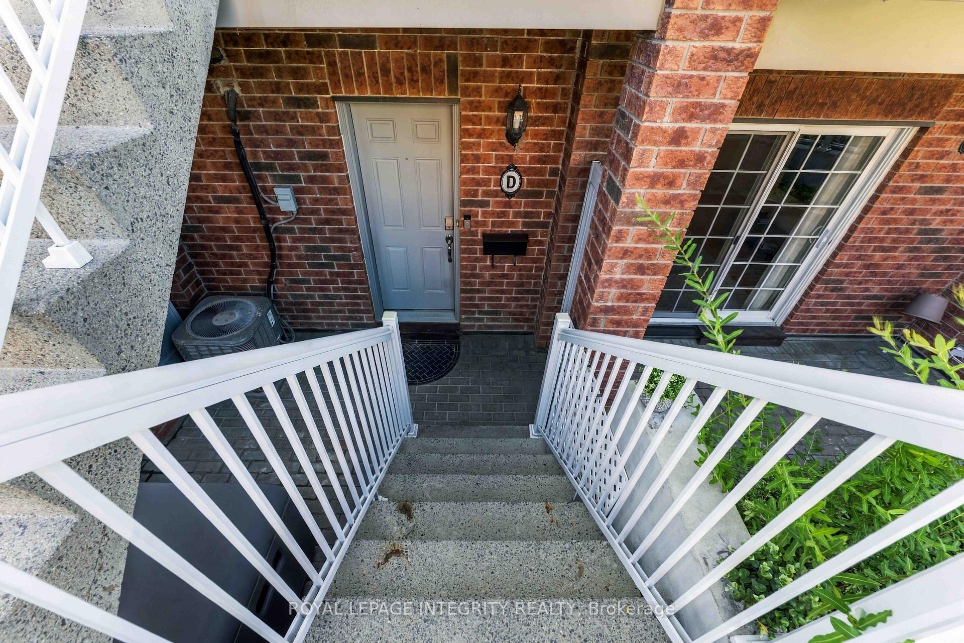 Photo 3 of 100 D Artesa Private, Ottawa, Kanata - Emerald Meadows/Trailwest — HOMEH
