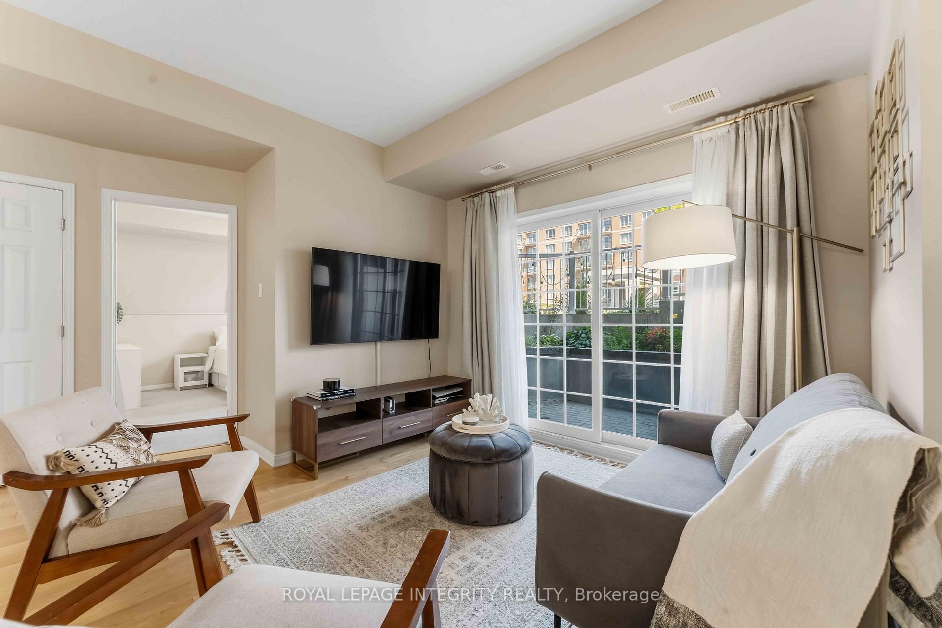 Photo 9 of 100 D Artesa Private, Ottawa, Kanata - Emerald Meadows/Trailwest — HOMEH