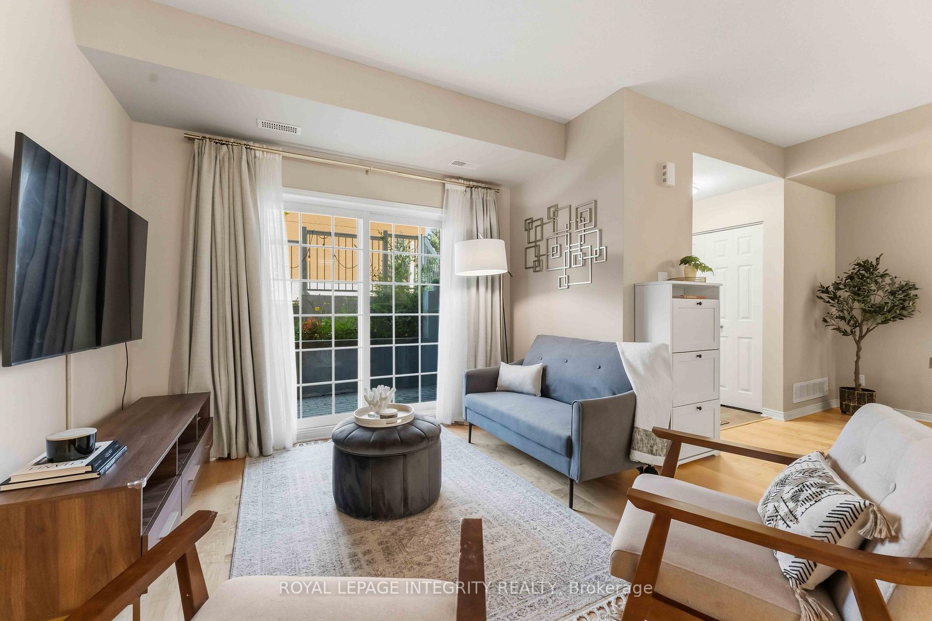 Photo 10 of 100 D Artesa Private, Ottawa, Kanata - Emerald Meadows/Trailwest — HOMEH