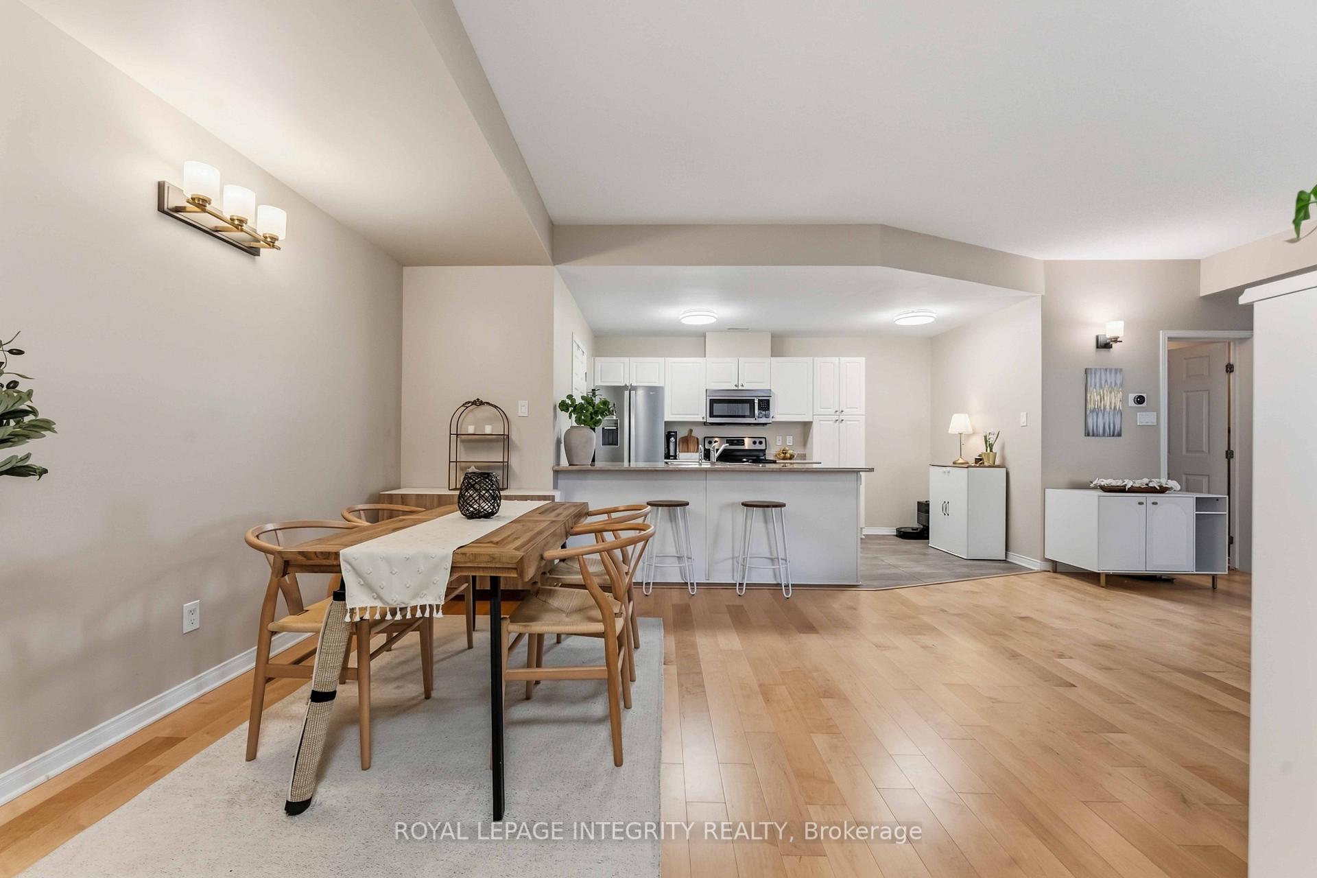 Photo 13 of 100 D Artesa Private, Ottawa, Kanata - Emerald Meadows/Trailwest — HOMEH