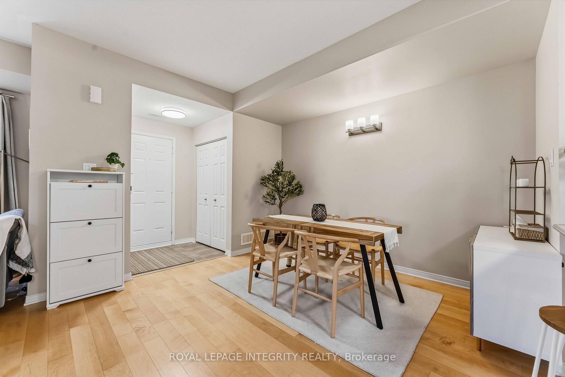 Photo 15 of 100 D Artesa Private, Ottawa, Kanata - Emerald Meadows/Trailwest — HOMEH