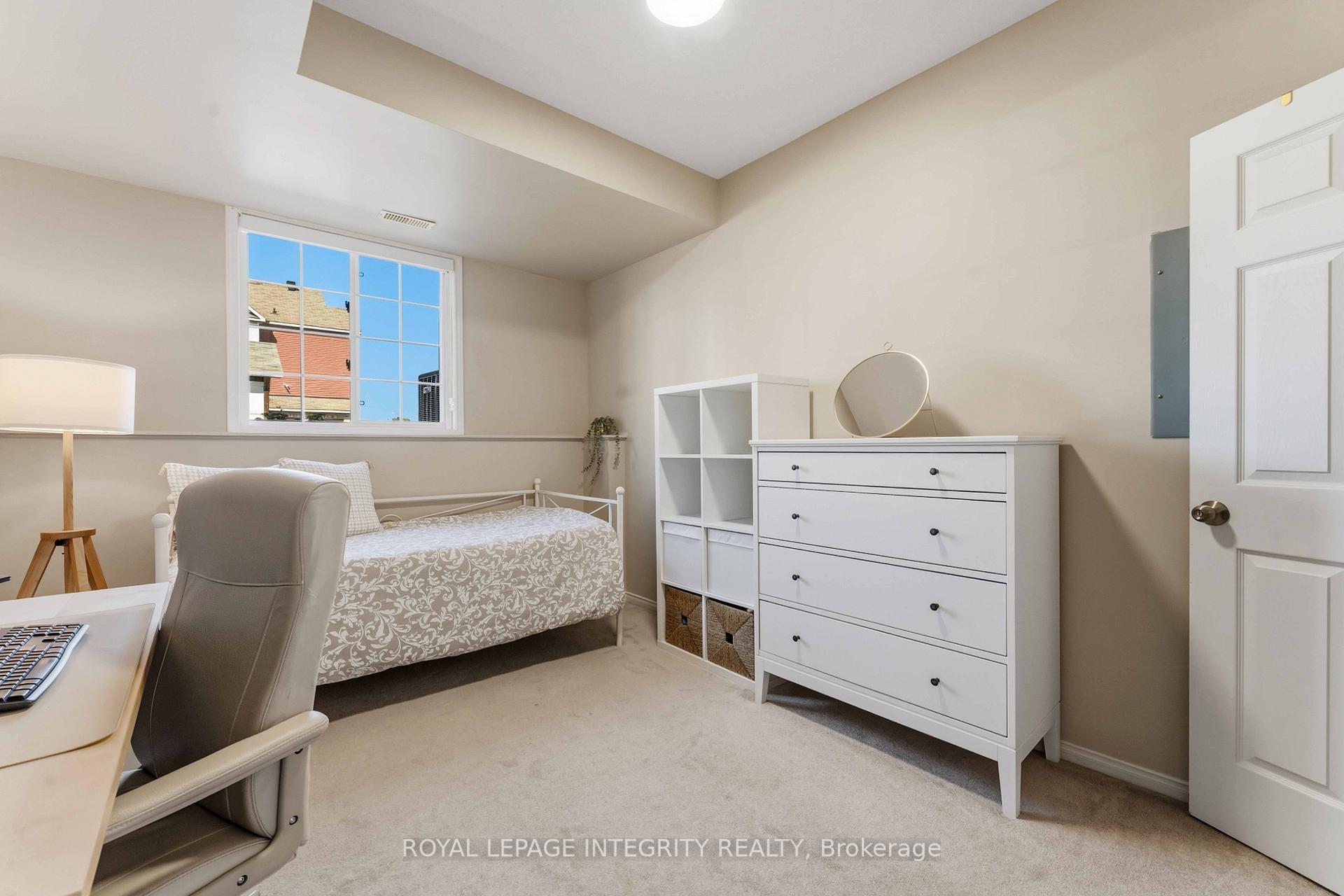 Photo 24 of 100 D Artesa Private, Ottawa, Kanata - Emerald Meadows/Trailwest — HOMEH