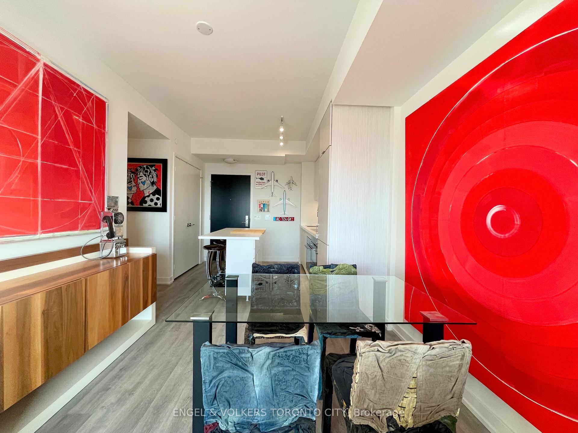 Photo 4 of Unit 822, 158 Front Street E, Toronto, Moss Park — HOMEH