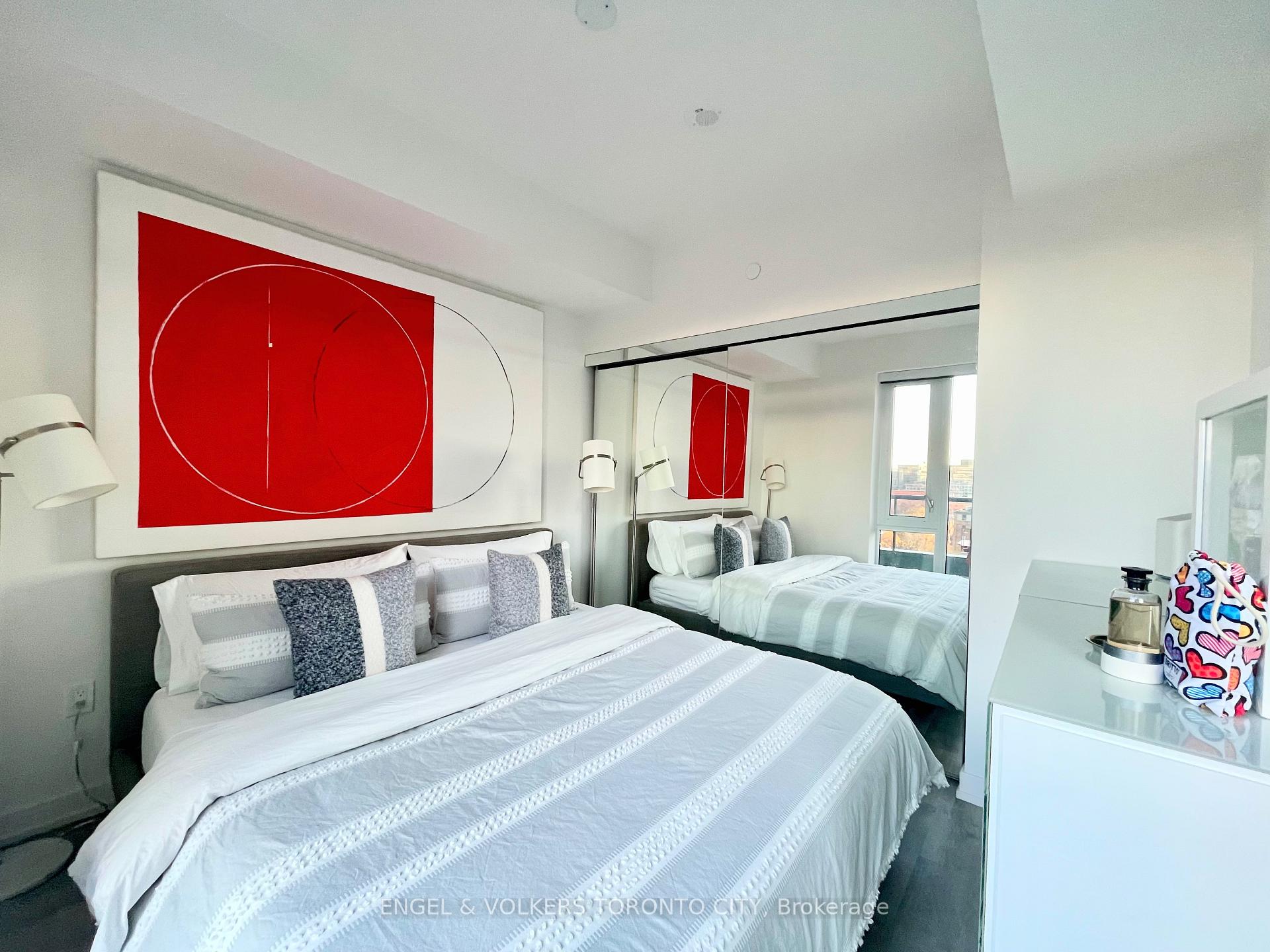 Photo 8 of Unit 822, 158 Front Street E, Toronto, Moss Park — HOMEH