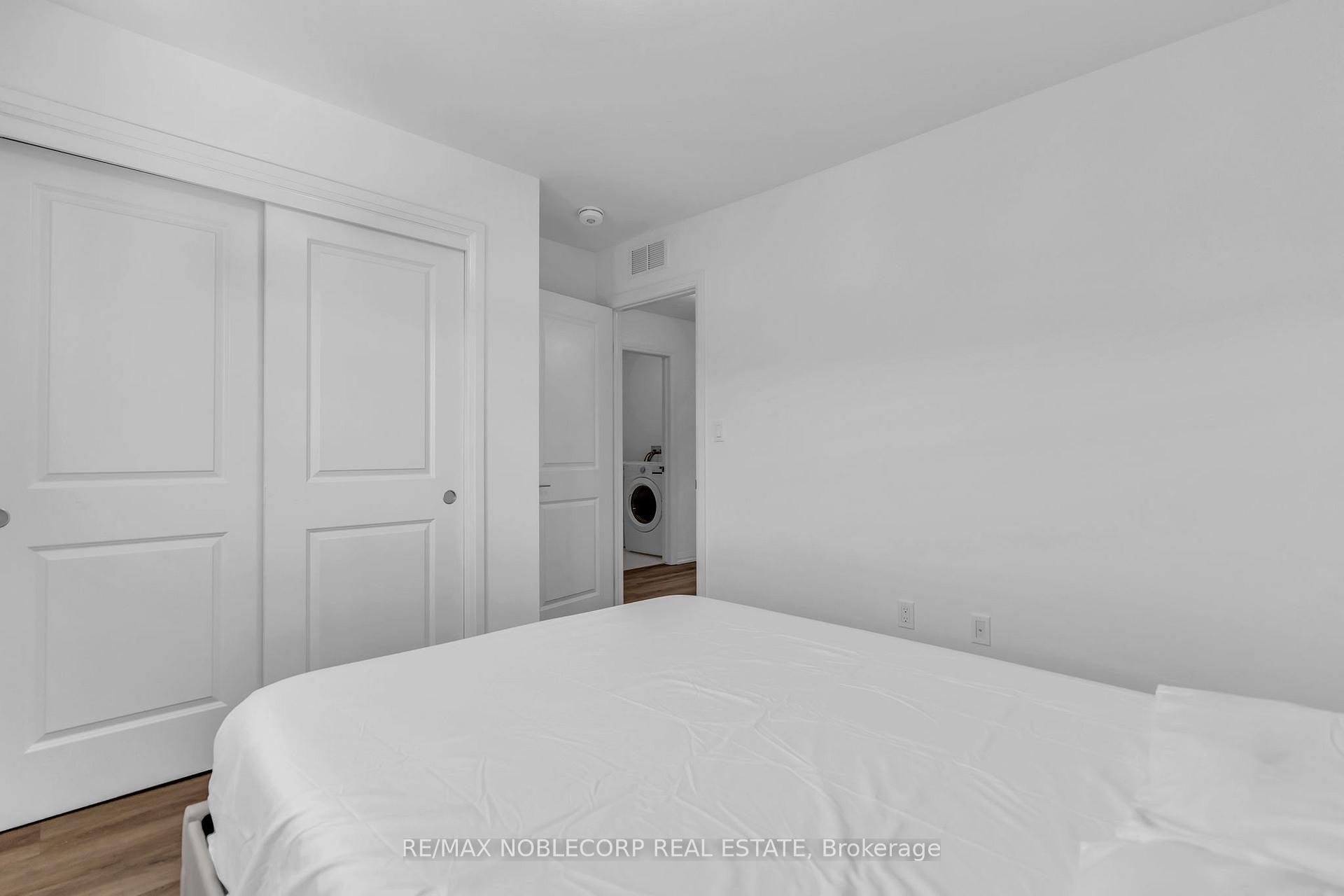 Photo 22 of 7396 Matteo Drive, Niagara Falls, Brown — HOMEH