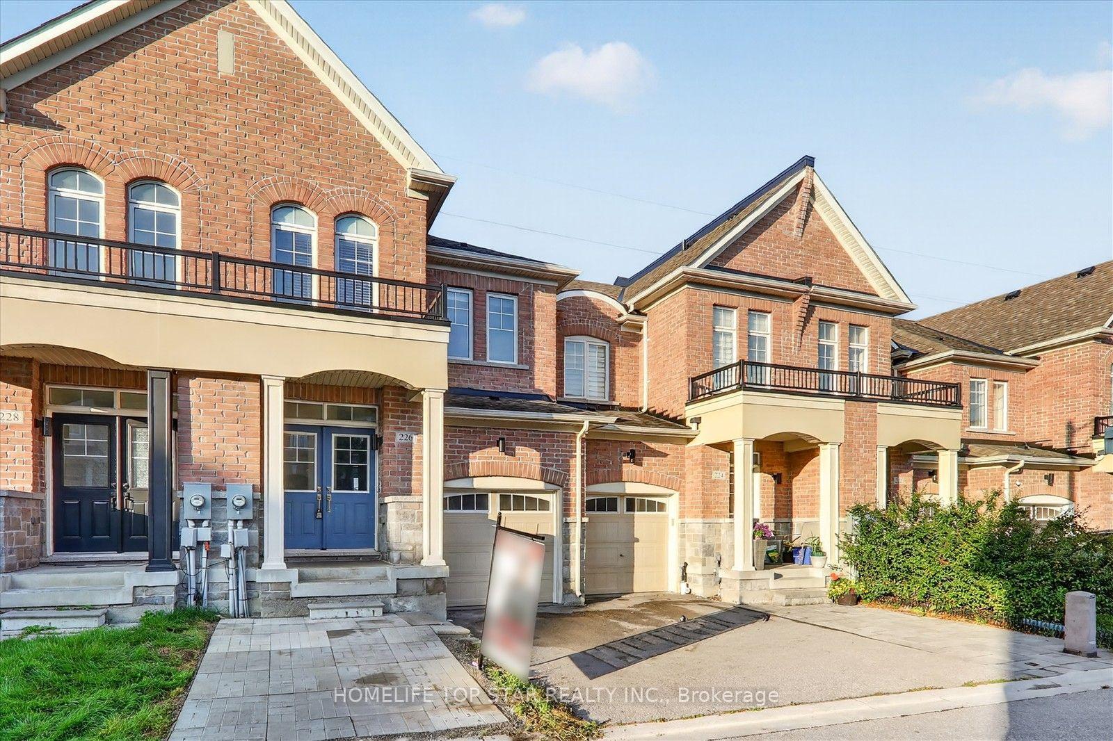 Photo 2 of 226 Bennett Street, Newmarket, Glenway Estates — HOMEH