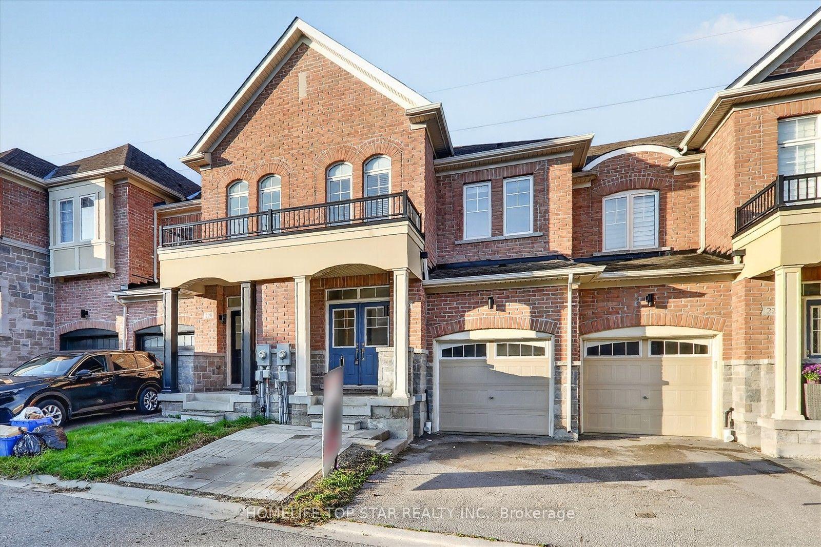 Photo 3 of 226 Bennett Street, Newmarket, Glenway Estates — HOMEH
