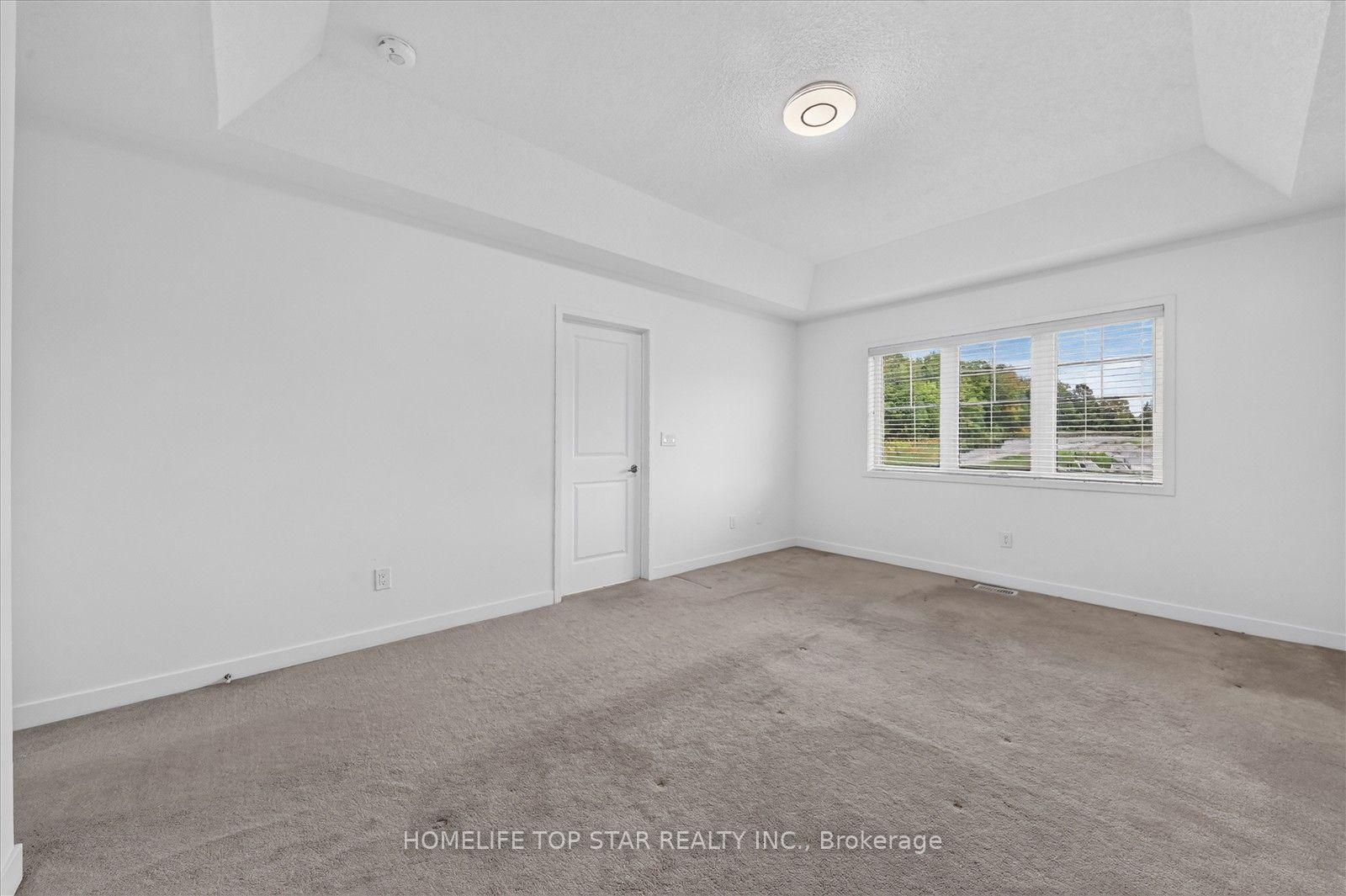Photo 18 of 226 Bennett Street, Newmarket, Glenway Estates — HOMEH