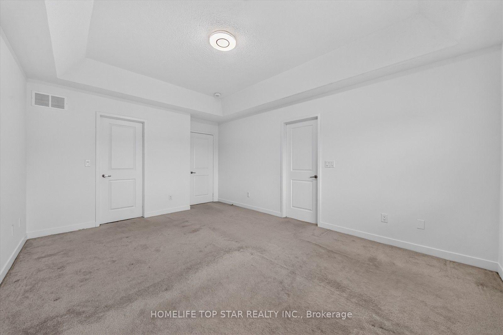 Photo 19 of 226 Bennett Street, Newmarket, Glenway Estates — HOMEH