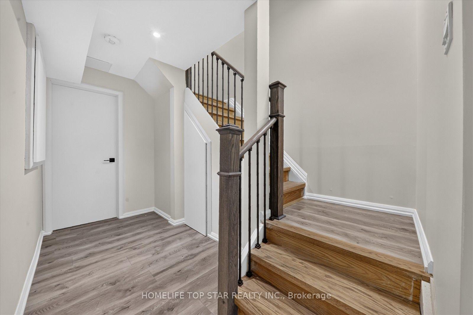 Photo 28 of 226 Bennett Street, Newmarket, Glenway Estates — HOMEH