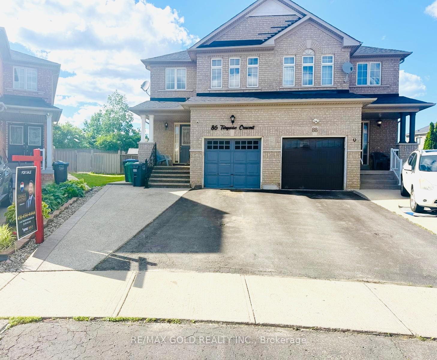 Photo 3 of 86 Turquoise Crescent, Brampton, Bram East — HOMEH