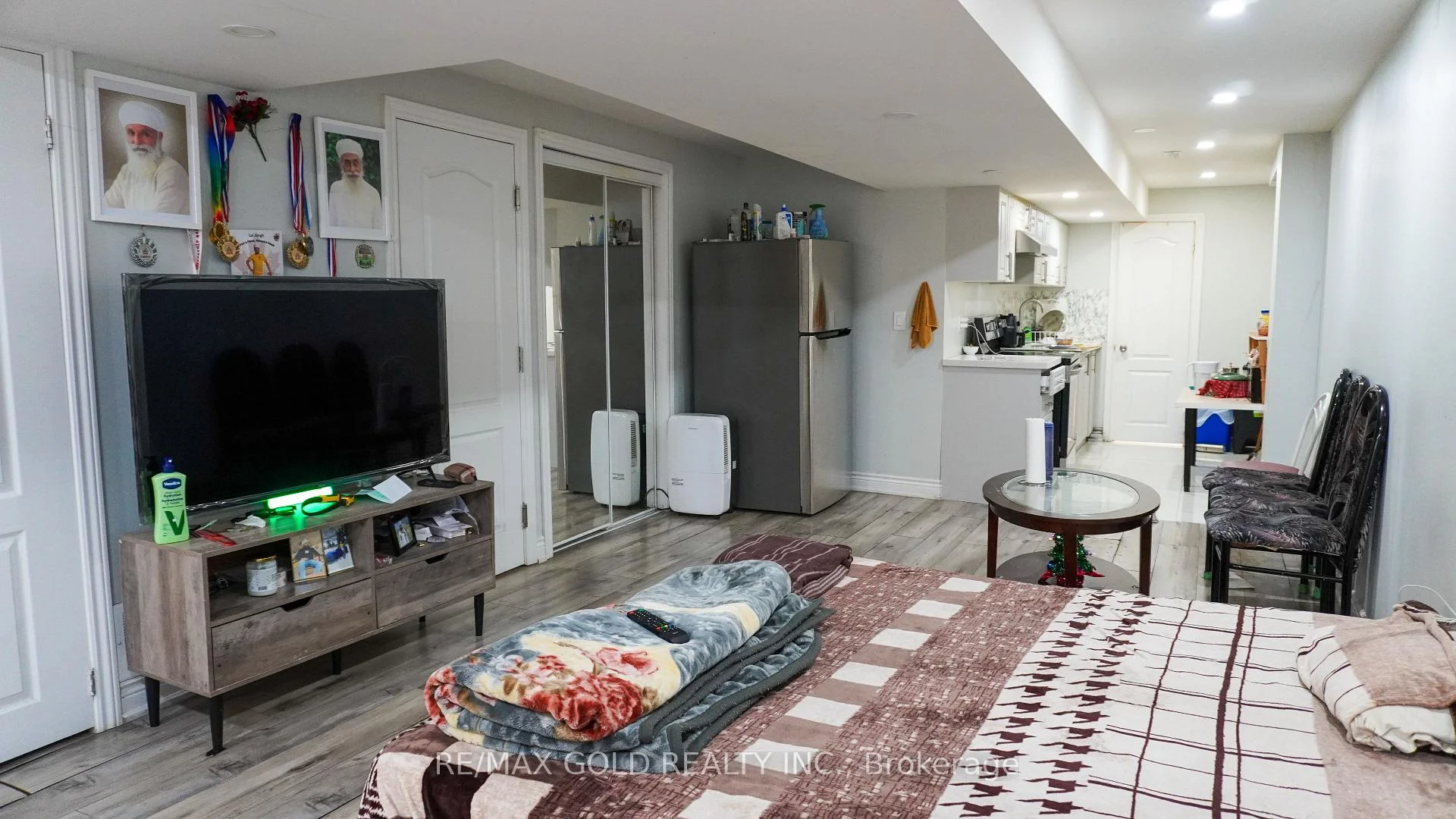 Photo 12 of 86 Turquoise Crescent, Brampton, Bram East — HOMEH