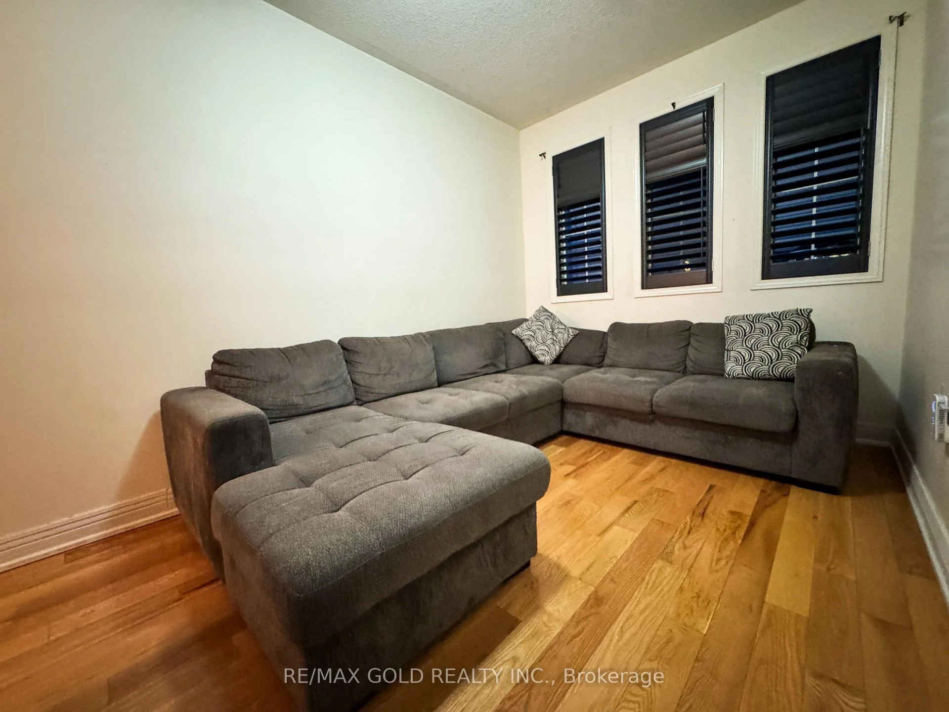 Photo 34 of 86 Turquoise Crescent, Brampton, Bram East — HOMEH
