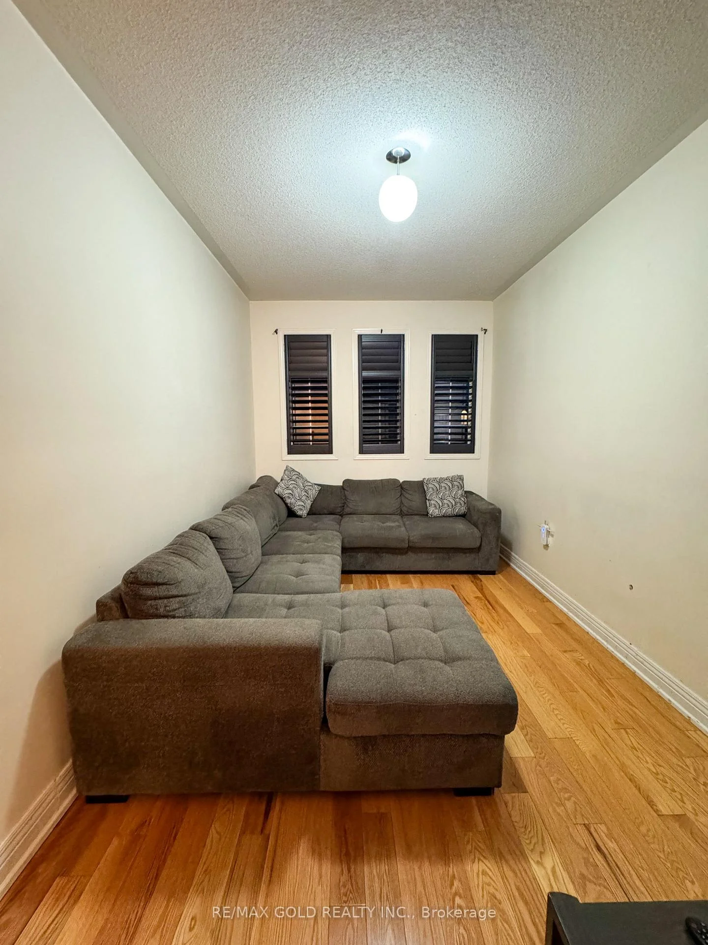 Photo 38 of 86 Turquoise Crescent, Brampton, Bram East — HOMEH