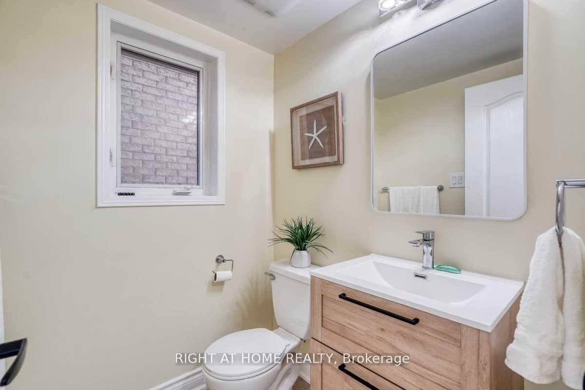Photo 10 of 2304 Winlord Place, Oshawa, Windfields — HOMEH