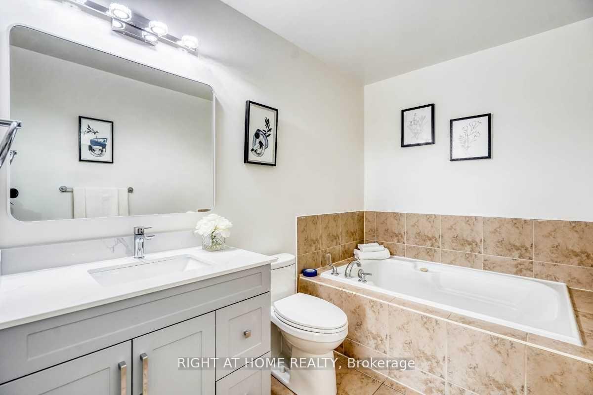 Photo 12 of 2304 Winlord Place, Oshawa, Windfields — HOMEH