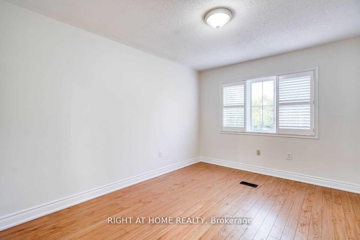Photo 14 of 2304 Winlord Place, Oshawa, Windfields — HOMEH