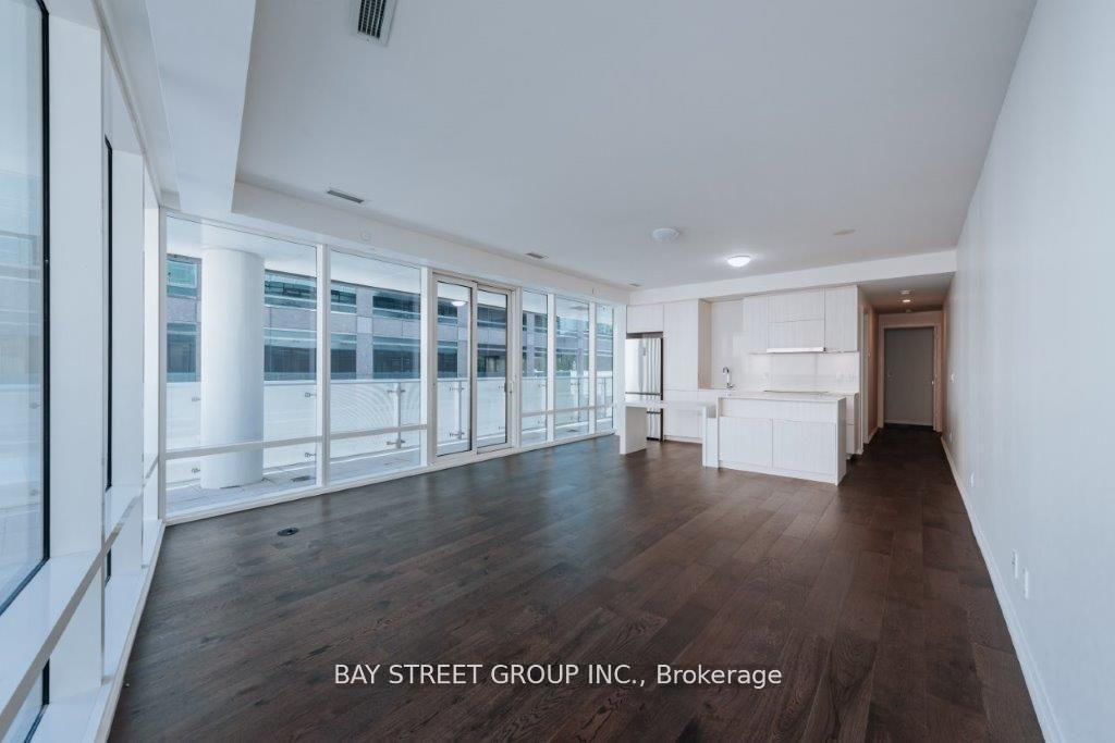 Photo 2 of Unit 326, 1 Bloor Street E, Toronto, Church-Yonge Corridor — HOMEH