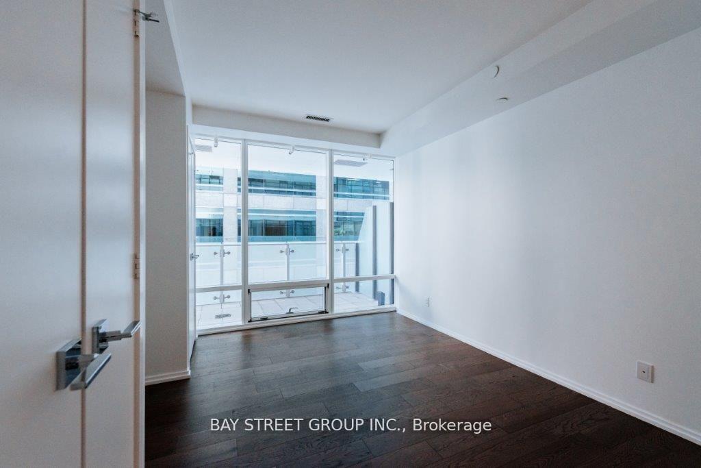 Photo 7 of Unit 326, 1 Bloor Street E, Toronto, Church-Yonge Corridor — HOMEH