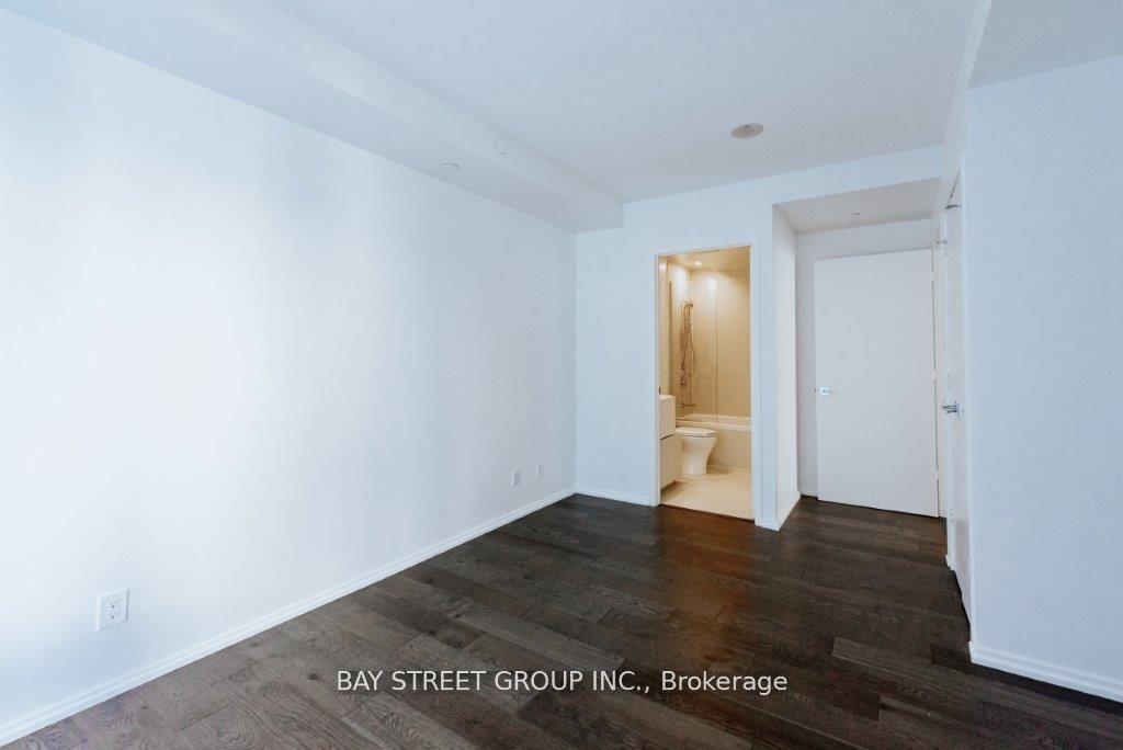 Photo 8 of Unit 326, 1 Bloor Street E, Toronto, Church-Yonge Corridor — HOMEH
