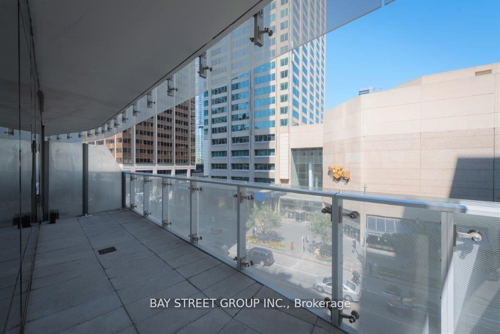 Photo 12 of Unit 326, 1 Bloor Street E, Toronto, Church-Yonge Corridor — HOMEH