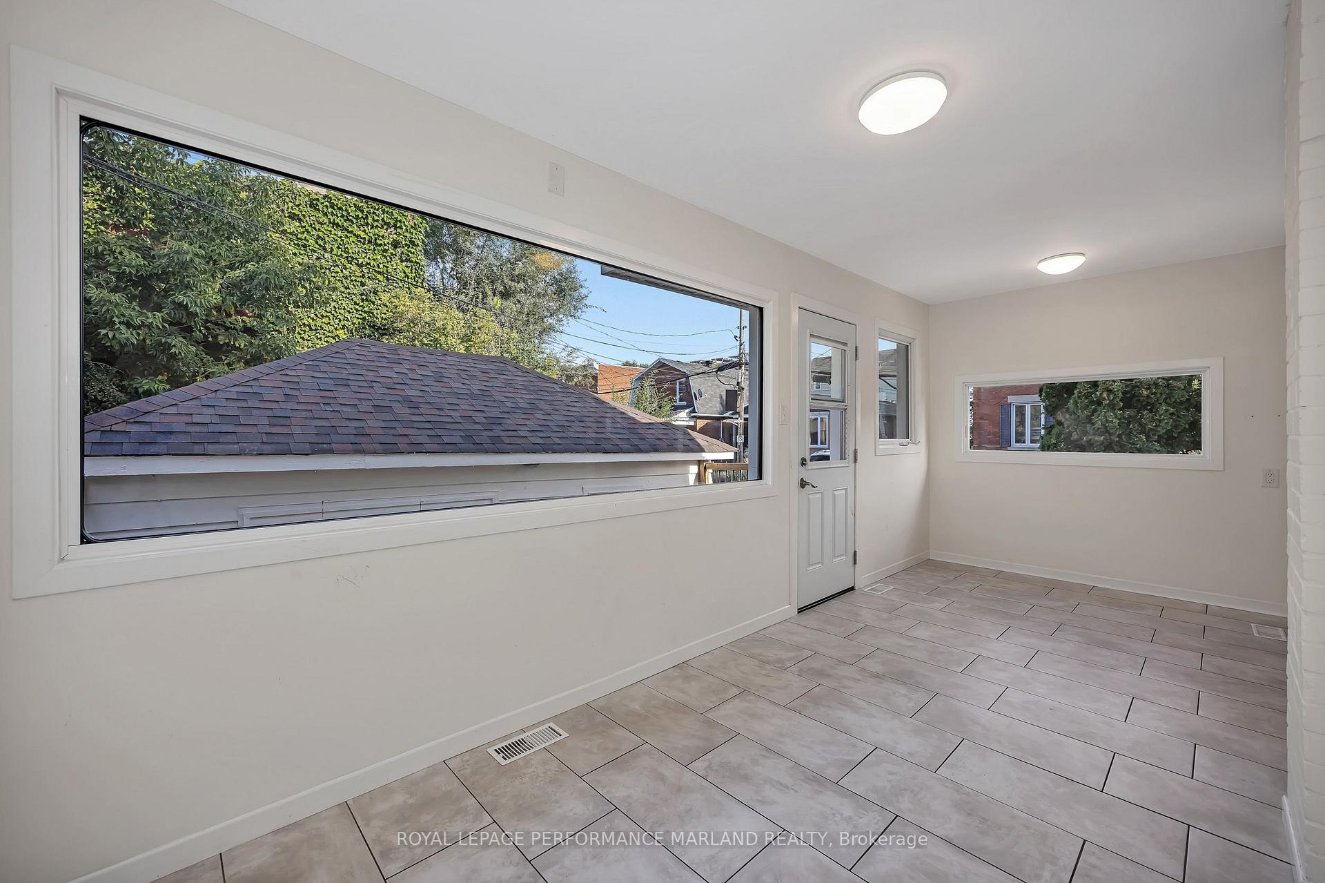 Photo 12 of 66 Vaughan Street, Ottawa, Lindenlea — HOMEH