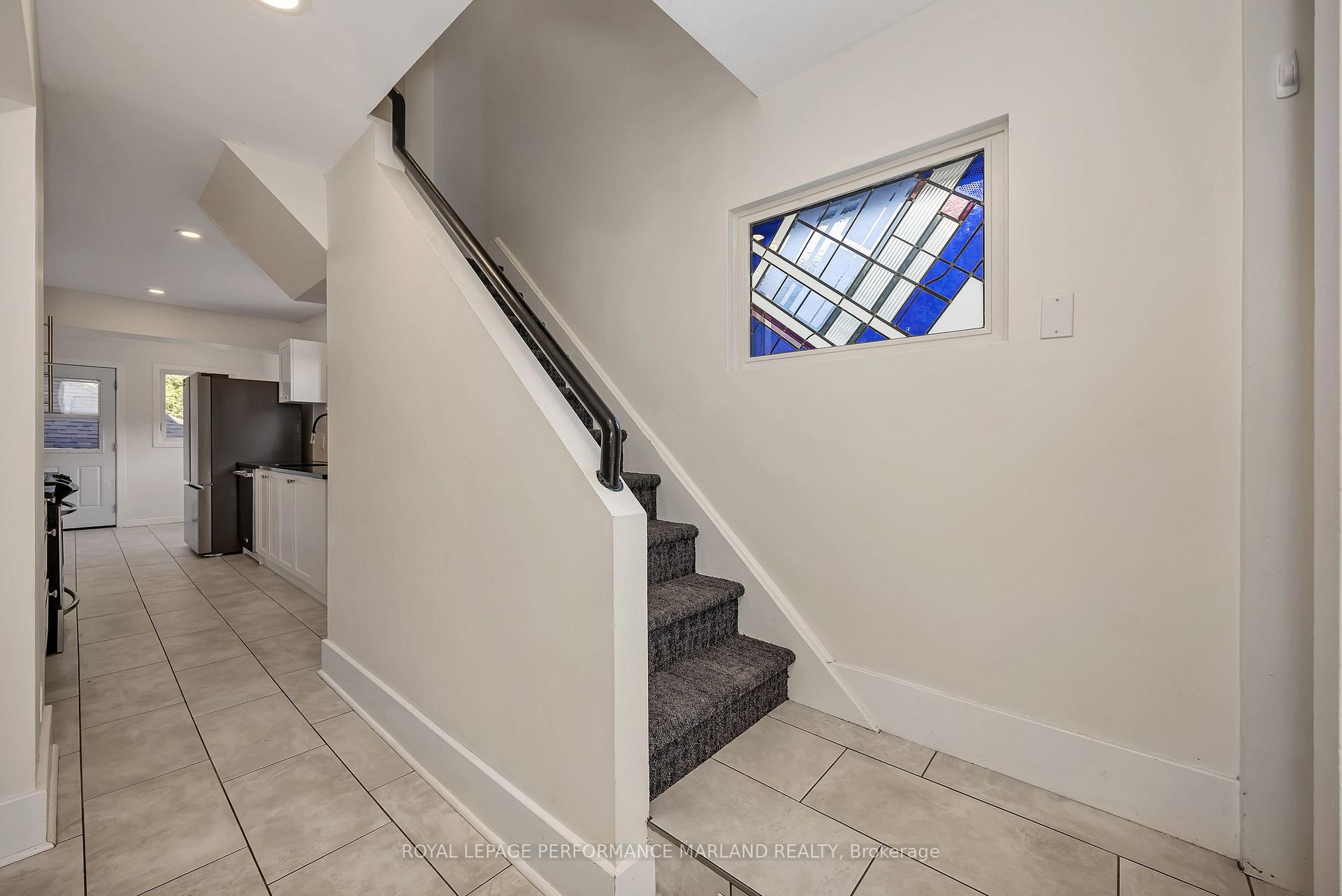 Photo 14 of 66 Vaughan Street, Ottawa, Lindenlea — HOMEH