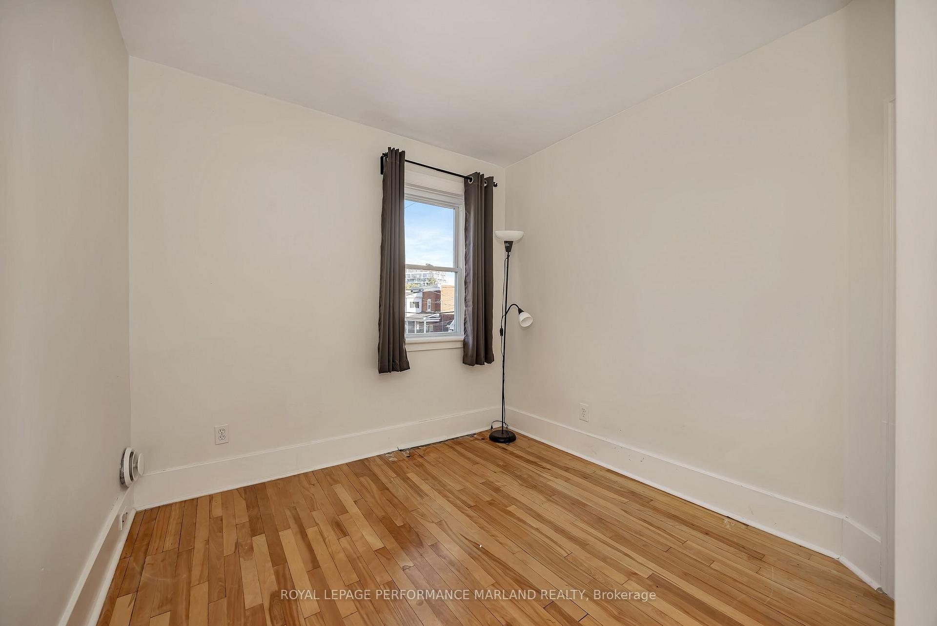 Photo 17 of 66 Vaughan Street, Ottawa, Lindenlea — HOMEH