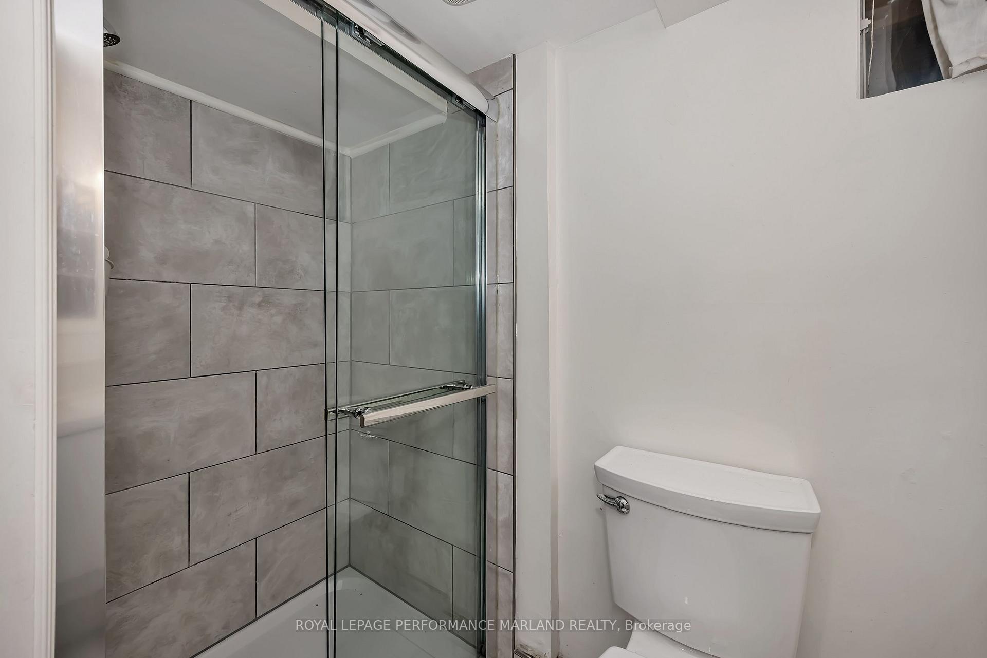 Photo 25 of 66 Vaughan Street, Ottawa, Lindenlea — HOMEH