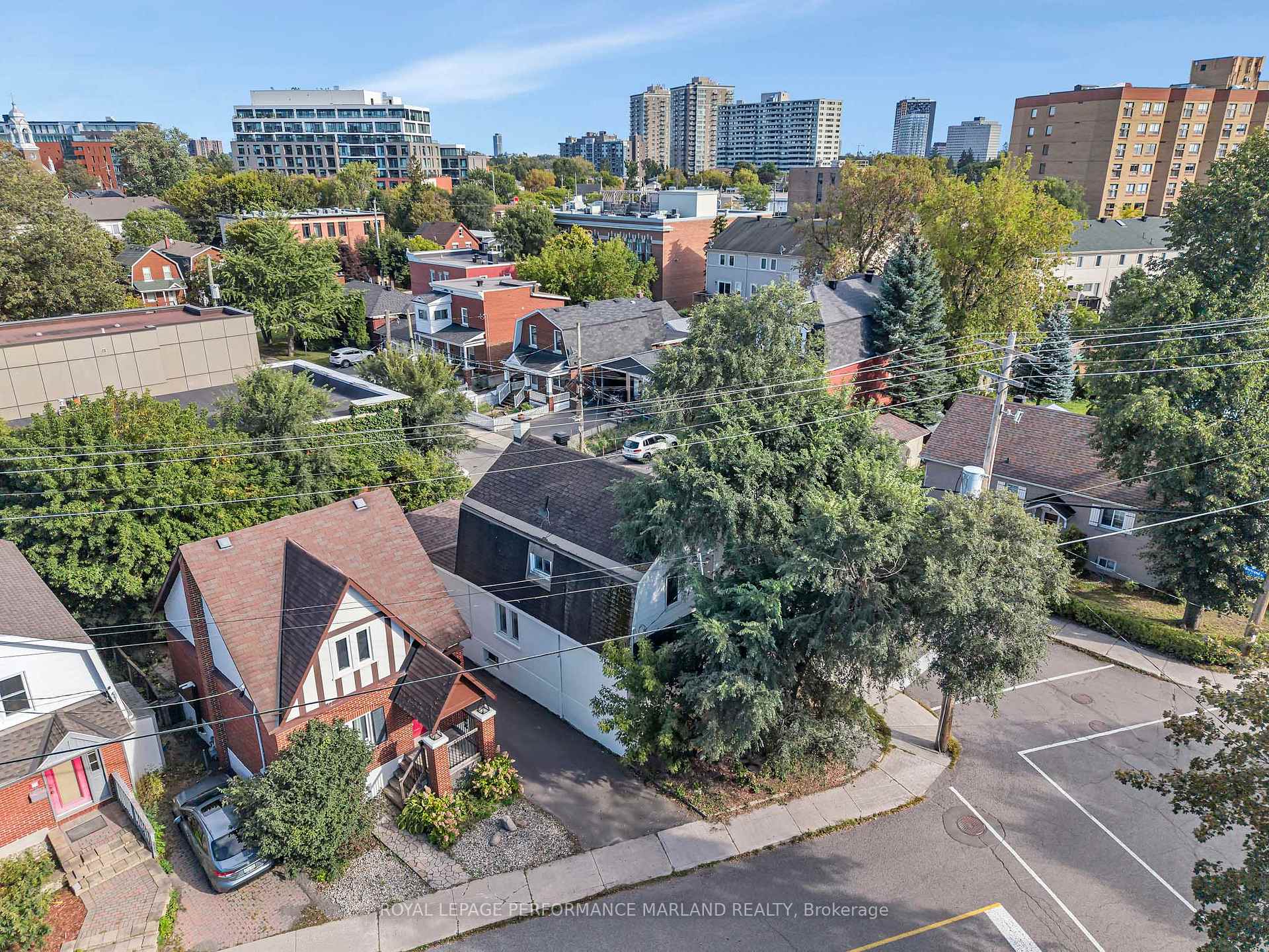 Photo 31 of 66 Vaughan Street, Ottawa, Lindenlea — HOMEH