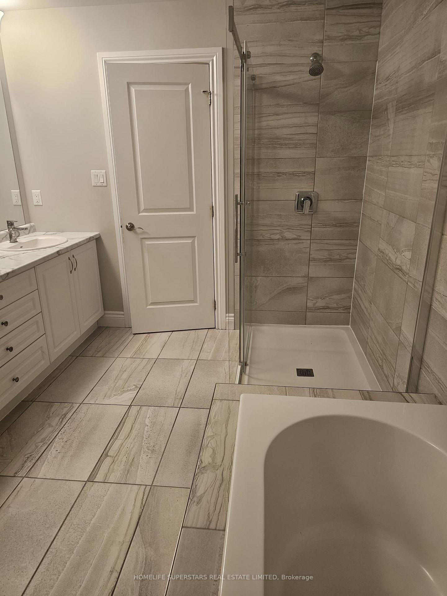 Photo 2 of 2320 Constance Avenue, London, South U — HOMEH