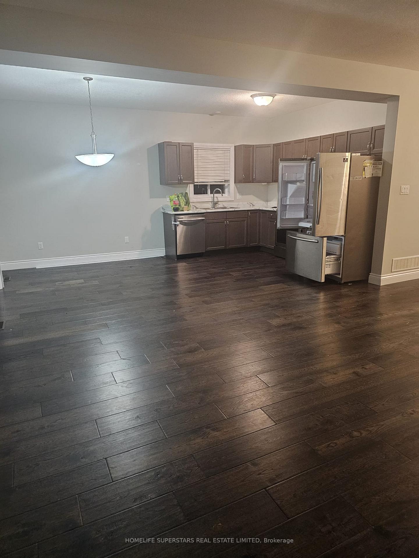 Photo 6 of 2320 Constance Avenue, London, South U — HOMEH
