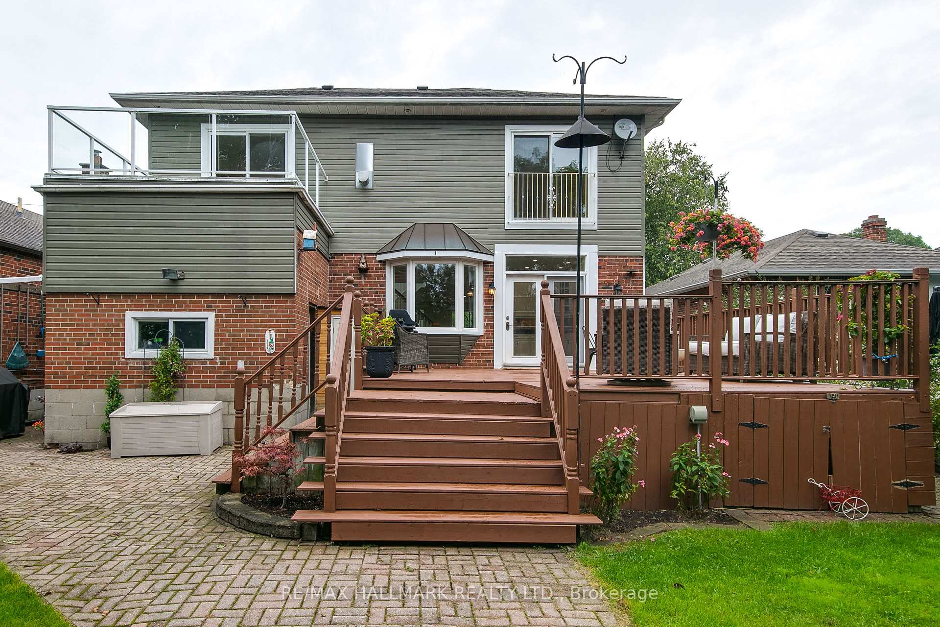 Photo 37 of 43 Ferris Road, Toronto, O'Connor-Parkview — HOMEH