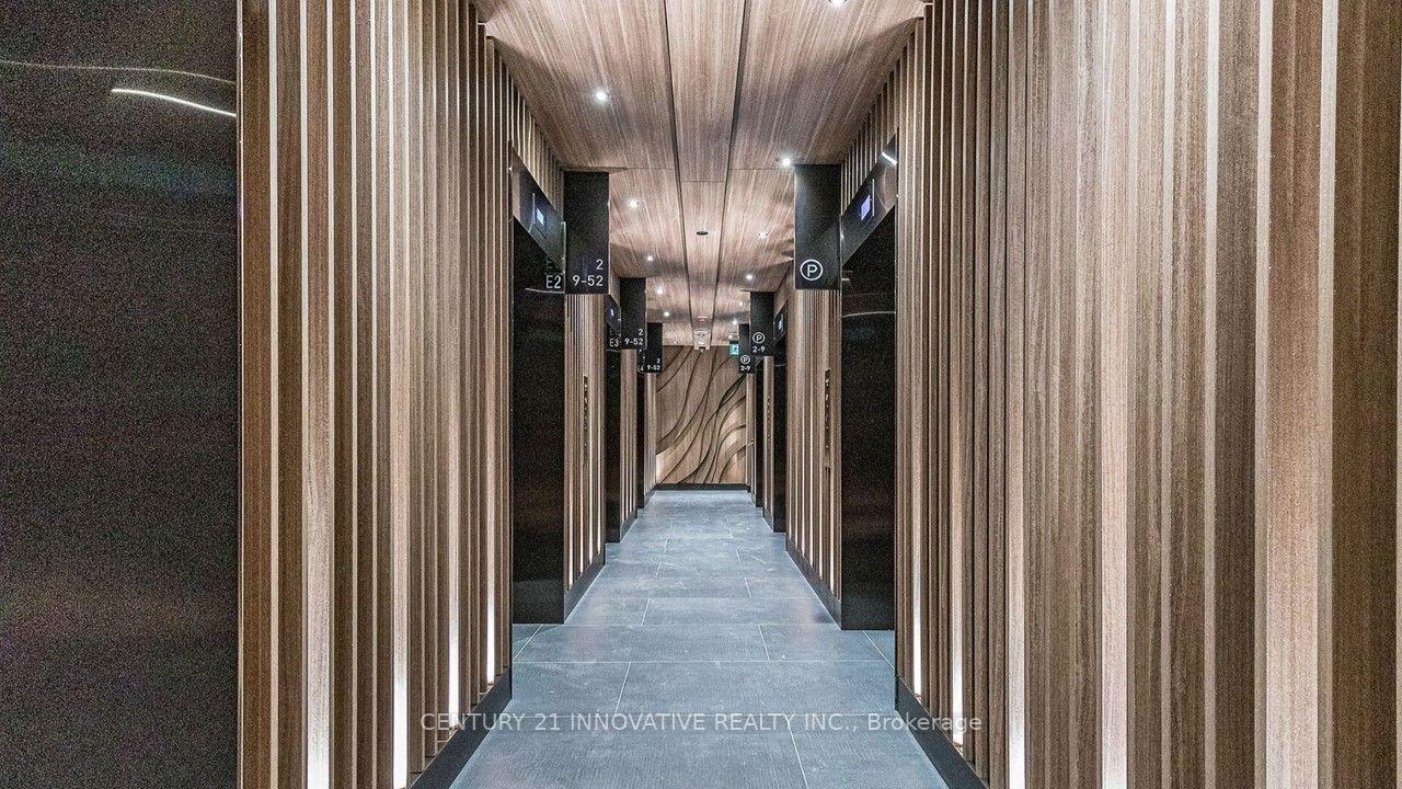 Photo 5 of Unit 806, 55 Charles Street E, Toronto, Church-Yonge Corridor — HOMEH