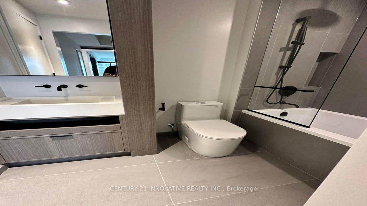 Photo 18 of Unit 806, 55 Charles Street E, Toronto, Church-Yonge Corridor — HOMEH