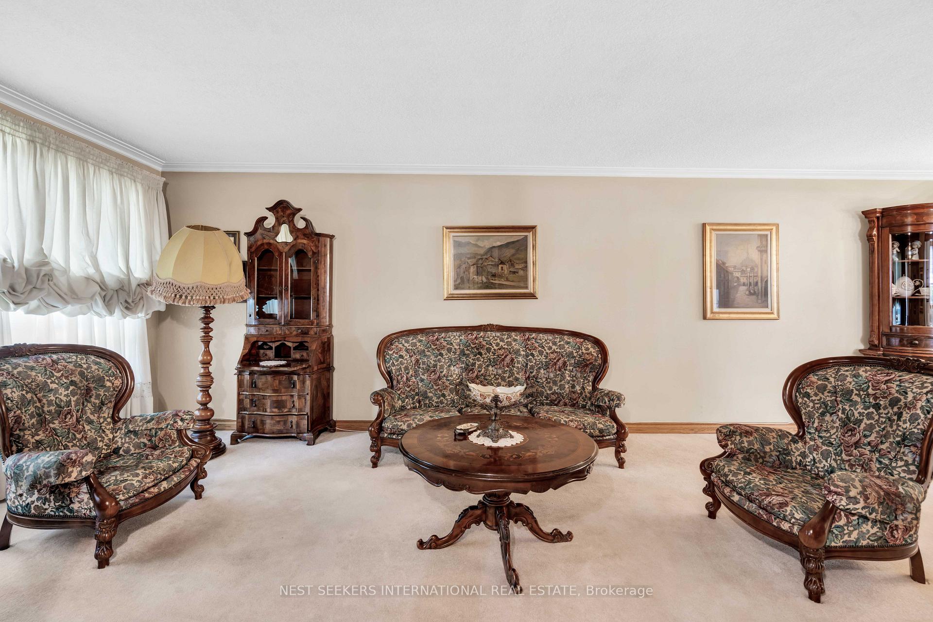 Photo 9 of 65 Orchardcroft Crescent, North York, York University Heights — HOMEH
