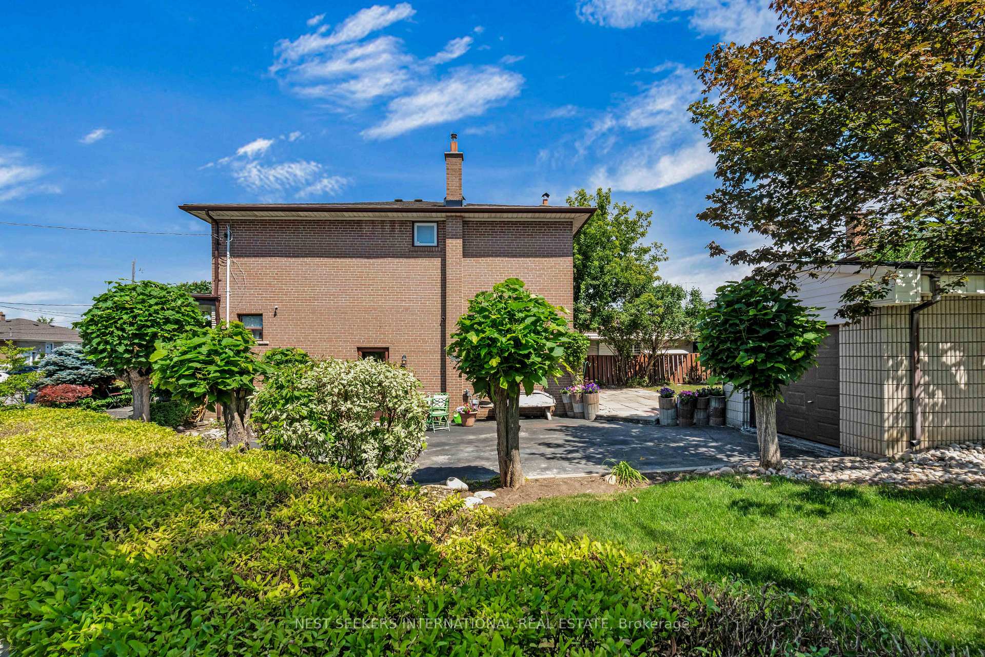 Photo 36 of 65 Orchardcroft Crescent, North York, York University Heights — HOMEH