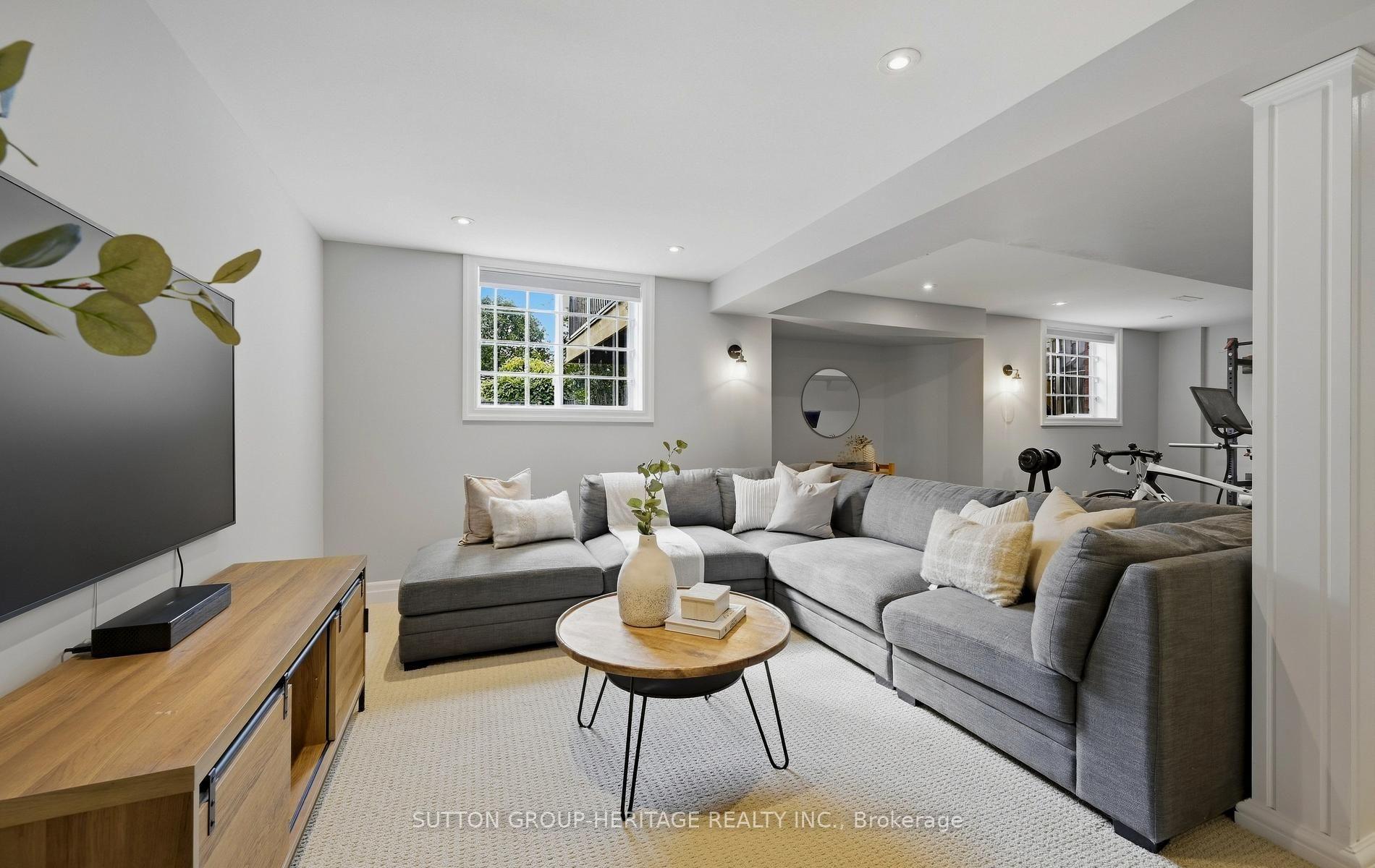 Photo 37 of 63 Anders Drive, Scugog, Port Perry — HOMEH