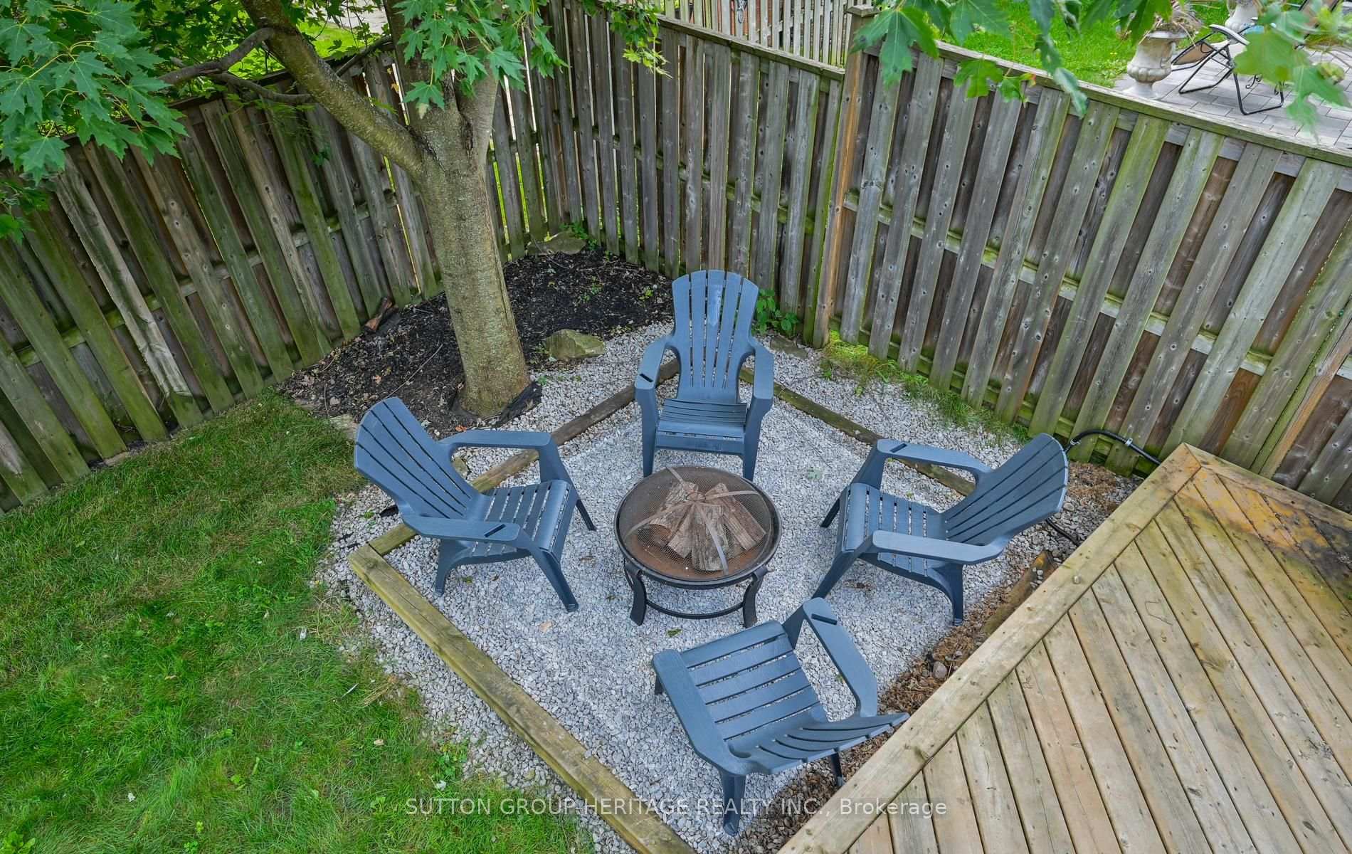 Photo 42 of 63 Anders Drive, Scugog, Port Perry — HOMEH