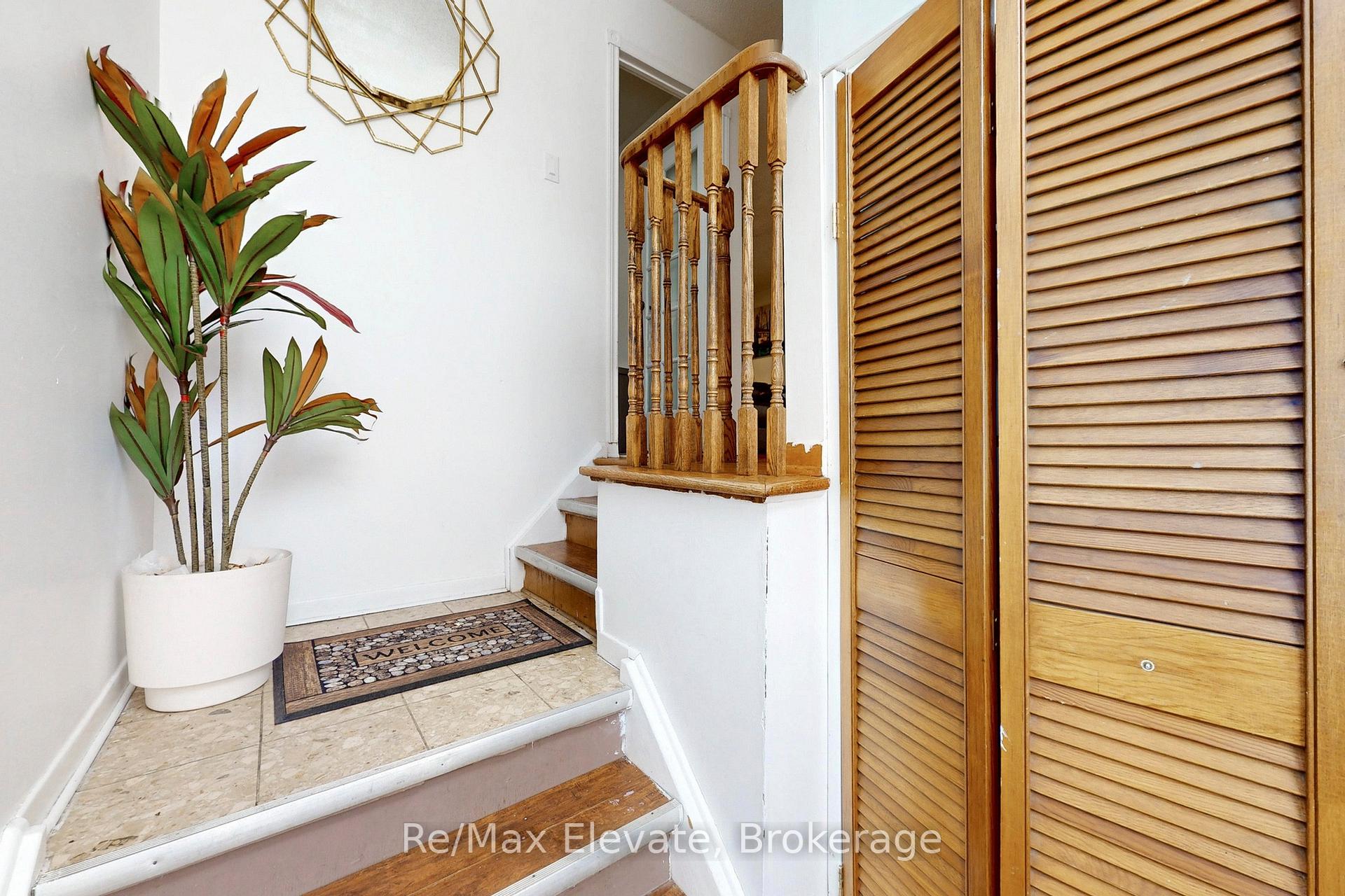 Photo 4 of 107 Braymore Boulevard, Scarborough, Rouge — HOMEH