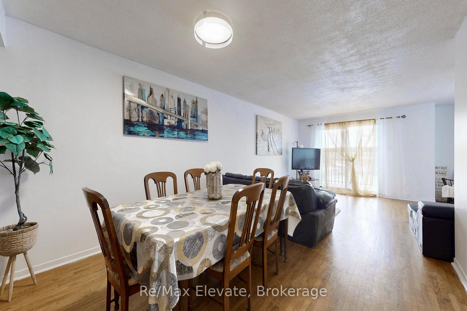 Photo 8 of 107 Braymore Boulevard, Scarborough, Rouge — HOMEH