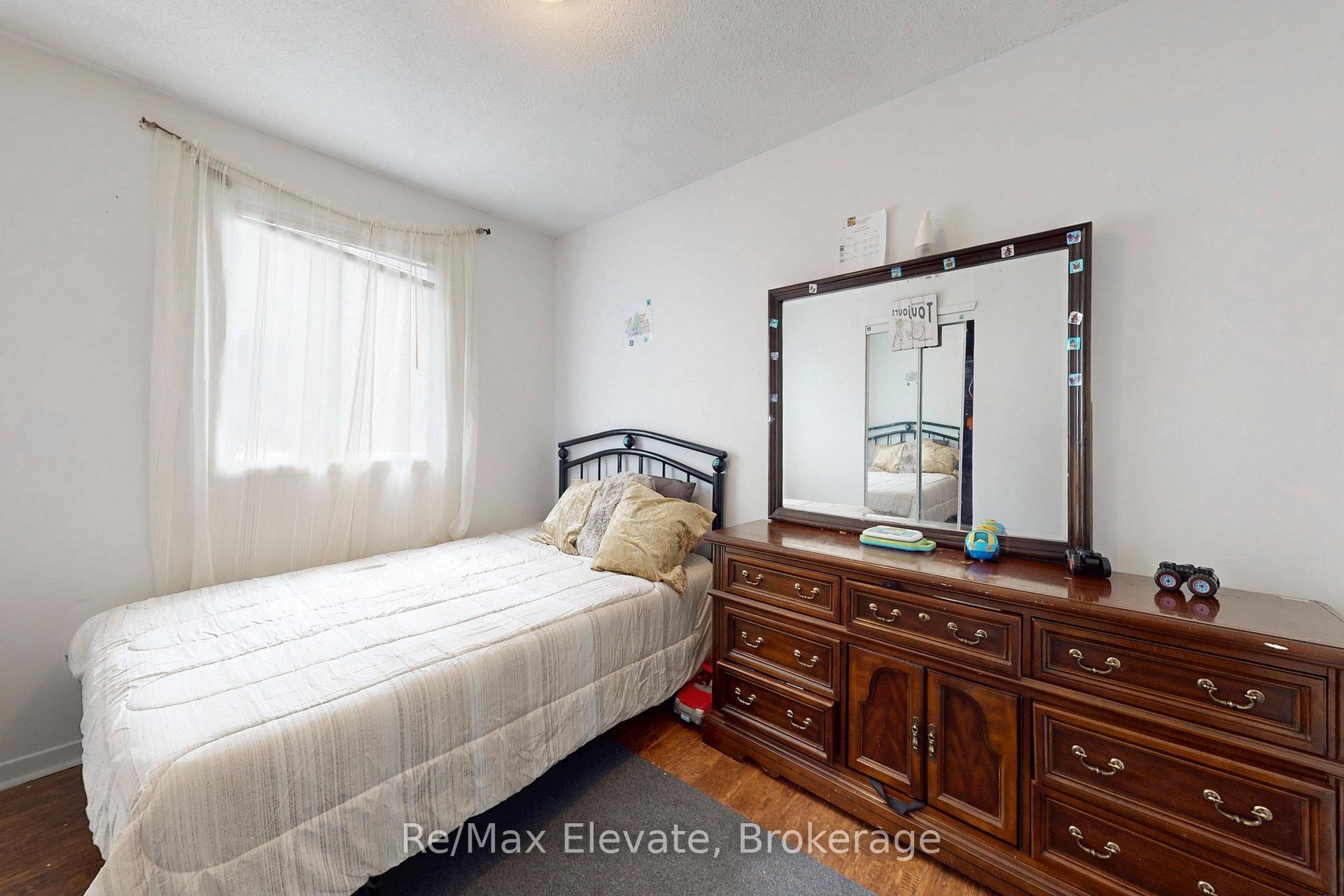 Photo 19 of 107 Braymore Boulevard, Scarborough, Rouge — HOMEH