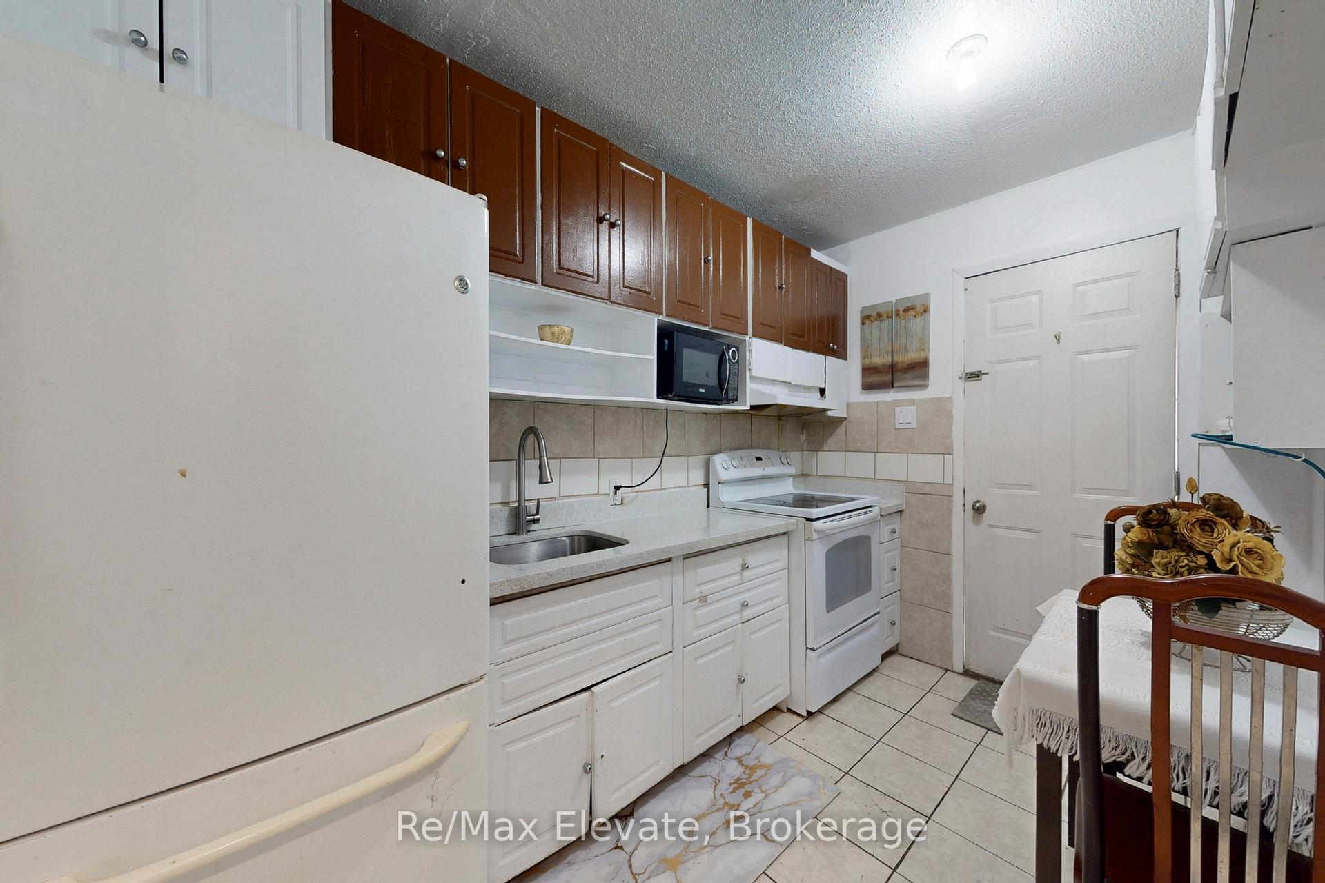 Photo 26 of 107 Braymore Boulevard, Scarborough, Rouge — HOMEH