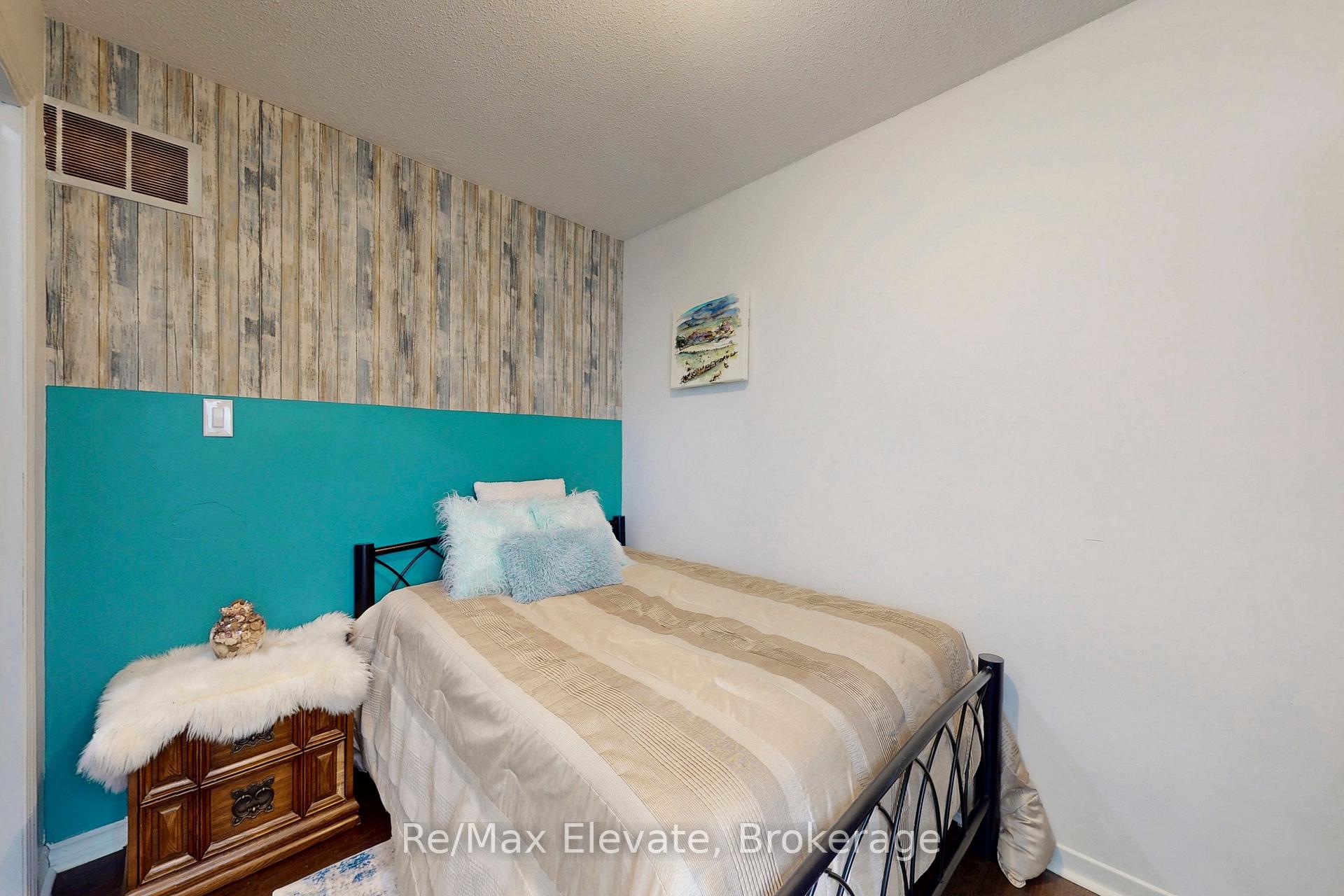 Photo 32 of 107 Braymore Boulevard, Scarborough, Rouge — HOMEH